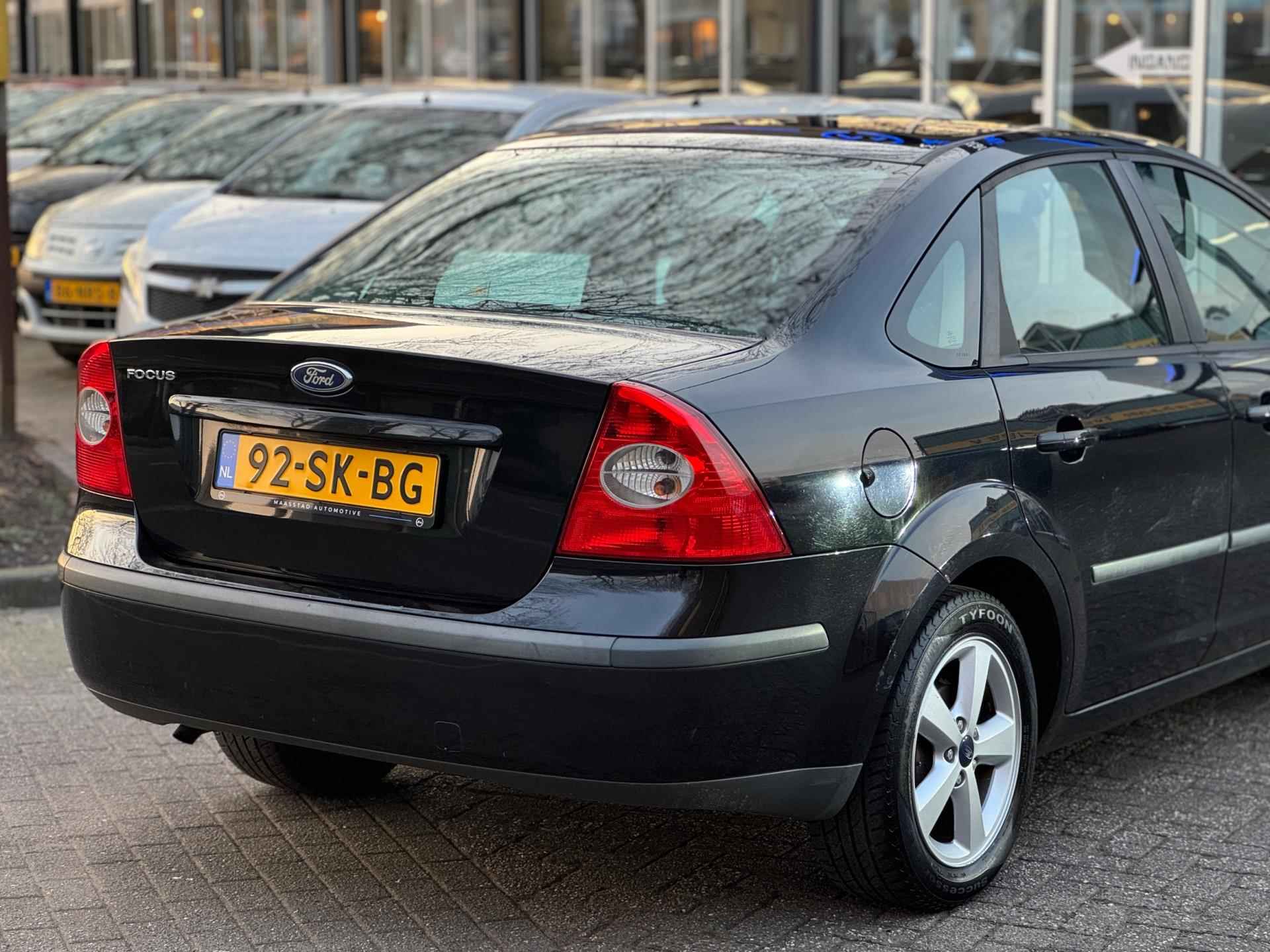 Ford Focus 1.6 Cruise Airco Voorruitverwarming LM velgen APK 07-25 Elek.ramen - 26/31