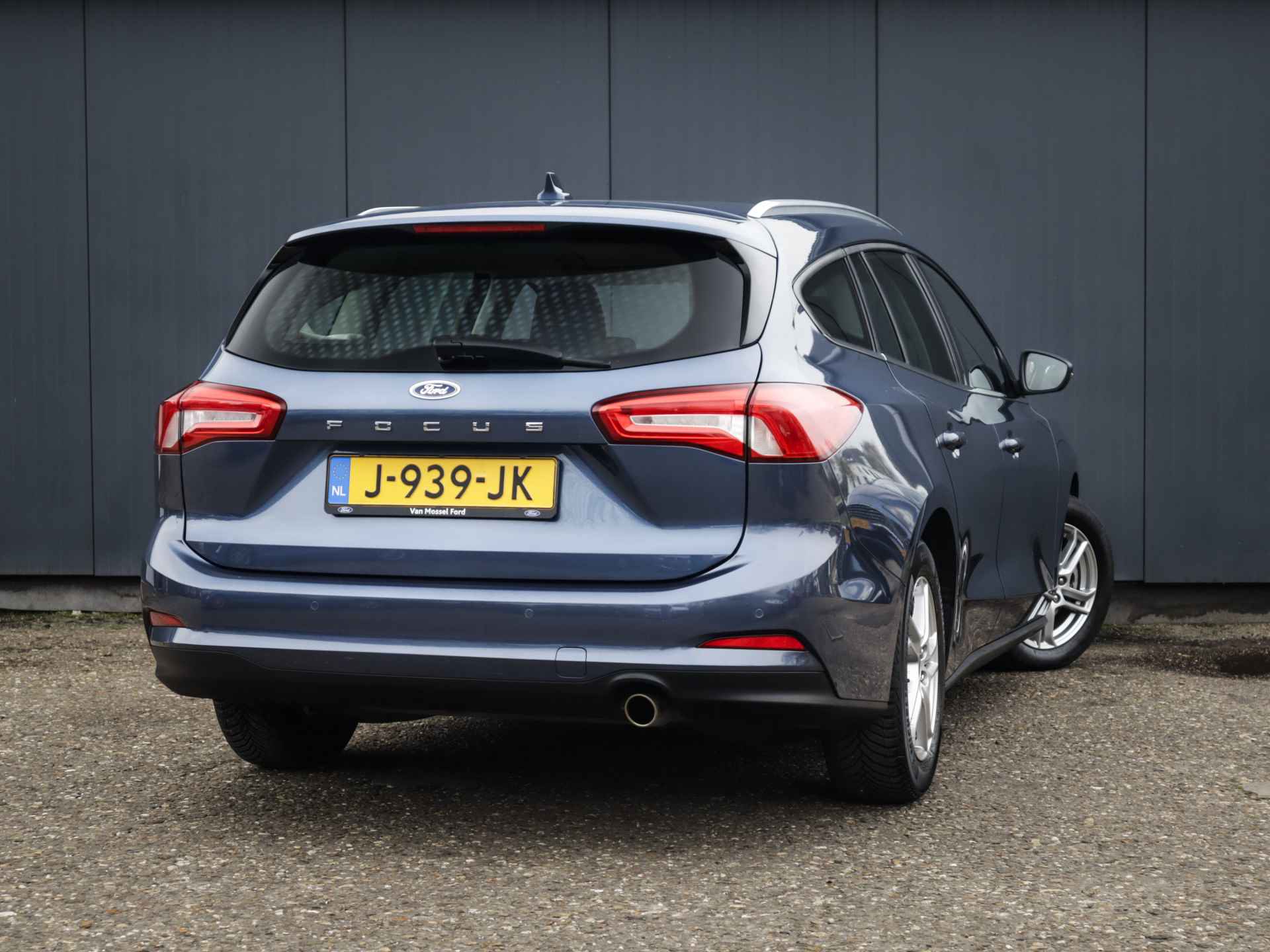 Ford FOCUS Wagon 1.0 EcoBoost Trend Edition Business (101 PK) 1e-Eig, Keurig-onderh, 12-Mnd-BOVAG, NL-Auto, Navigatie/Apple-Carplay/Android-Auto, Cruisecontrol, Achteruitrijcamera, Parkeersensoren-V+A, Sportstoelen, Licht-Zicht-Pakket, Lm-Velgen-16Inch, Privacy-Glas - 4/36