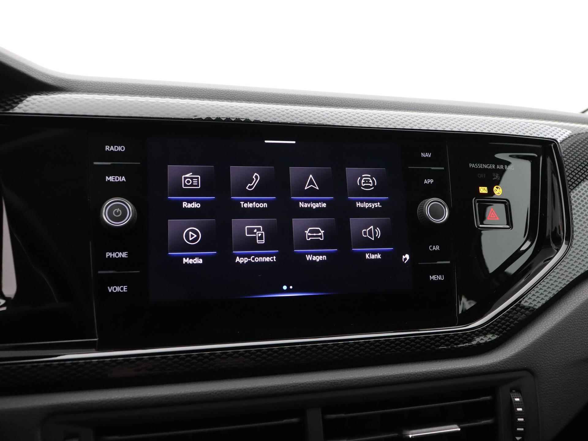 Volkswagen Taigo 1.0 TSI Life | Navigatie | Camera | Stoelverwarming | Airco | ACC | App Connect - 18/35