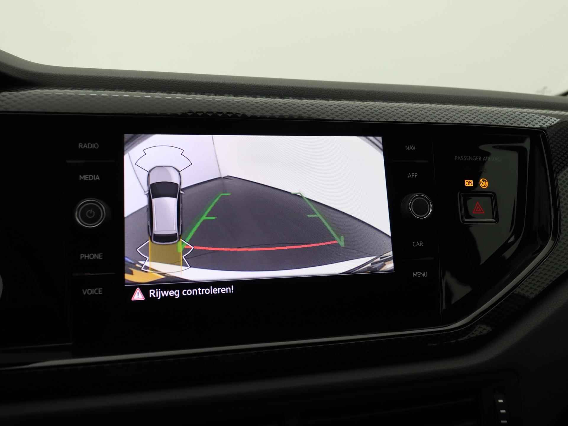 Volkswagen Taigo 1.0 TSI Life | Navigatie | Camera | Stoelverwarming | Airco | ACC | App Connect - 26/35
