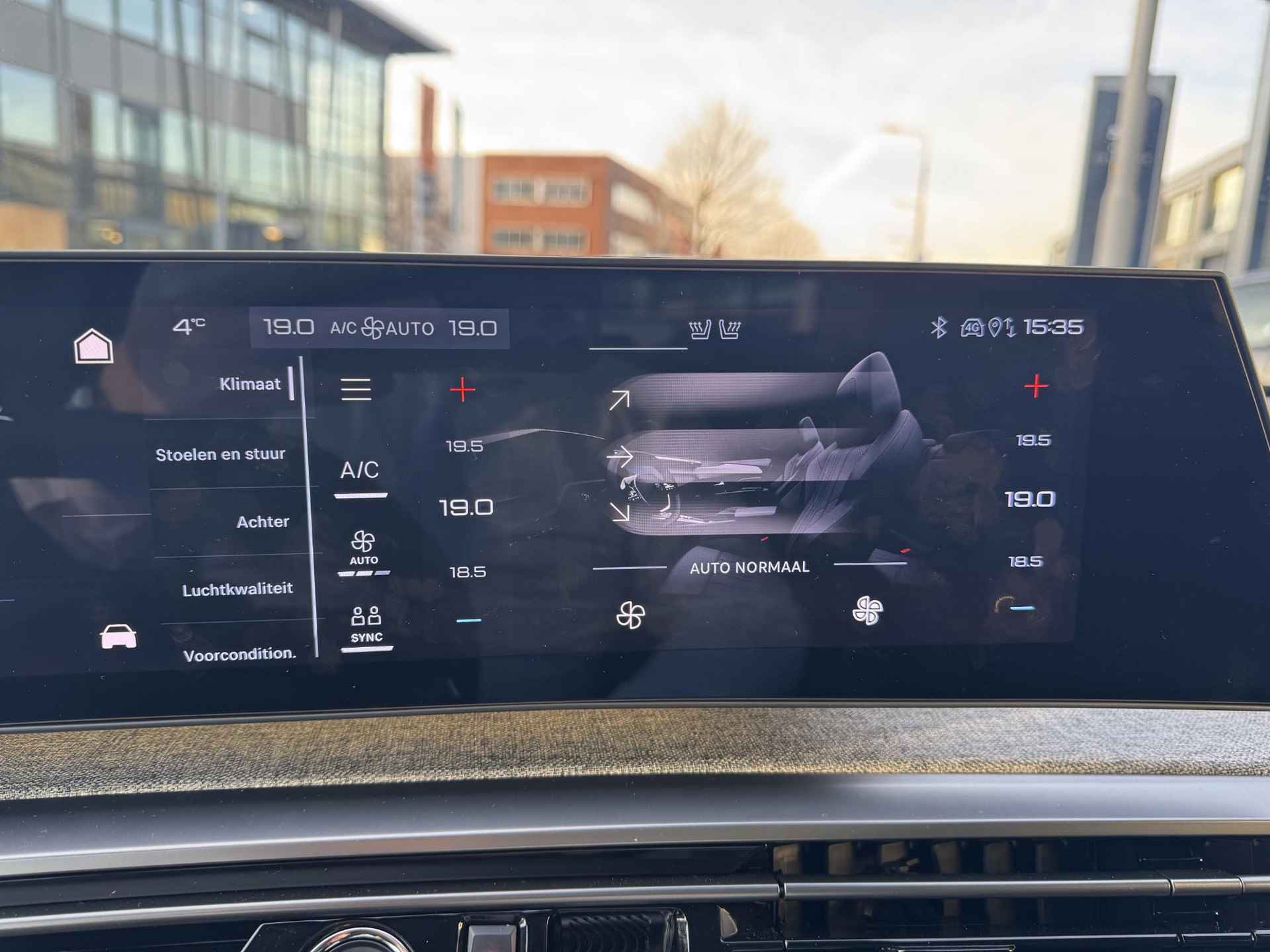 Peugeot e-5008 GT Avantage 73 kWh Apple carplay l Nappa Leder l Panorama dak l DEMO - 25/34