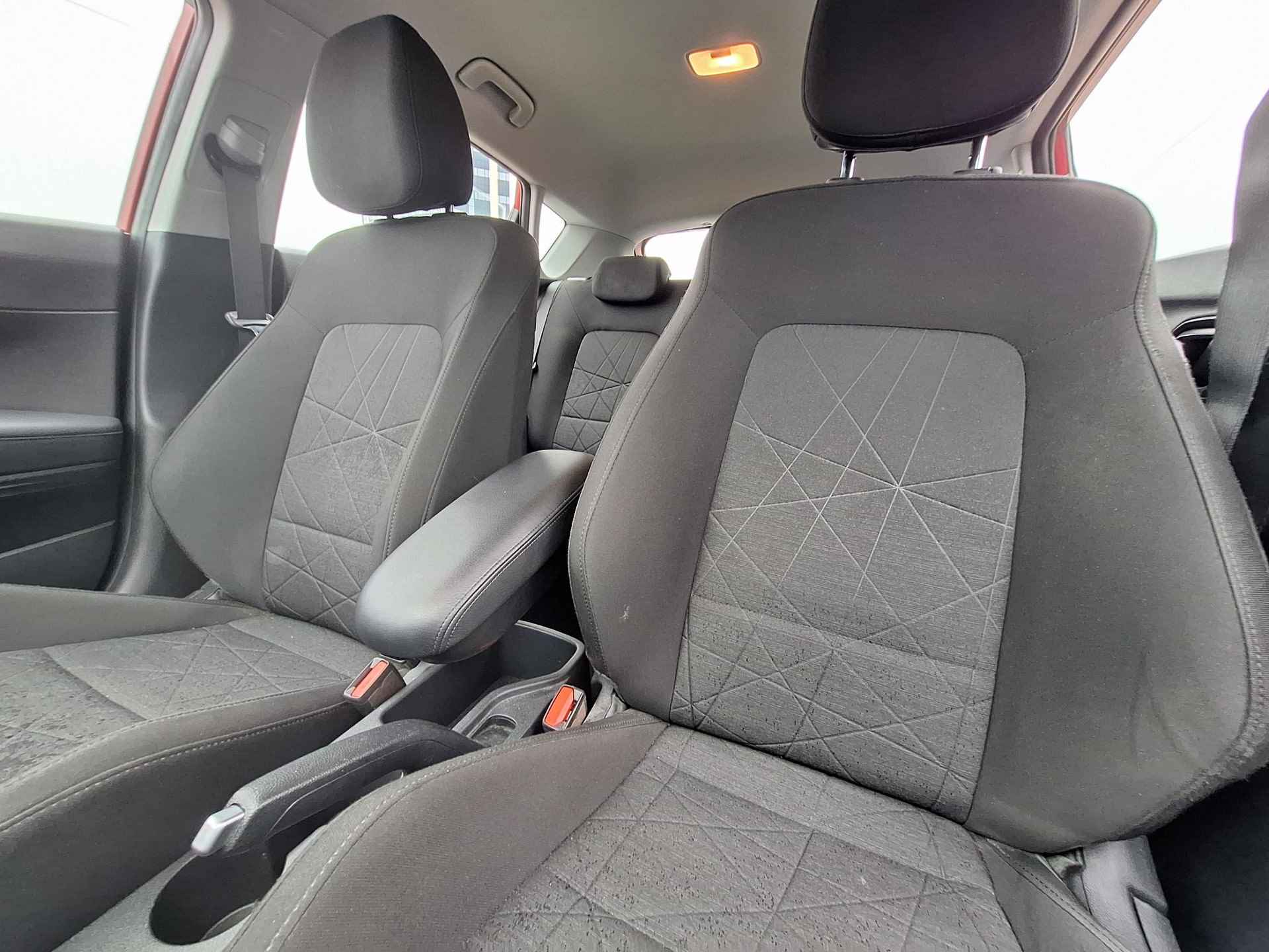 Hyundai Bayon 1.0 T-GDI Comfort Smart | Rijkaarprijs! | Trekhaak! | Navigatie | Airco | Cruise Control | Camera | Inclusief 36 mnd garantie! | - 21/34