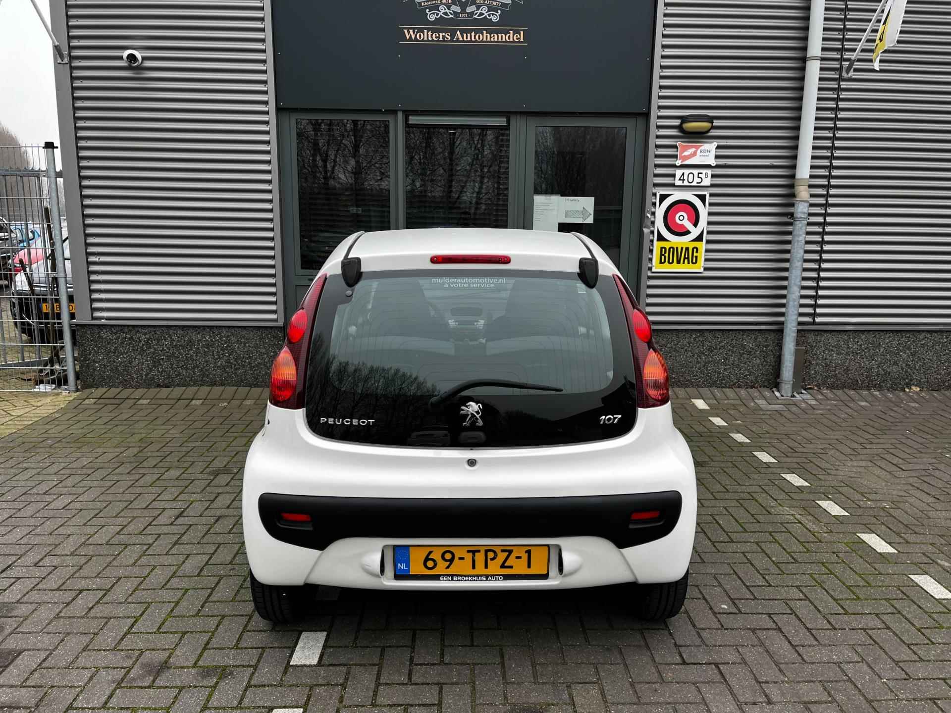 Peugeot 107 1.0 Access Accent - 9/19