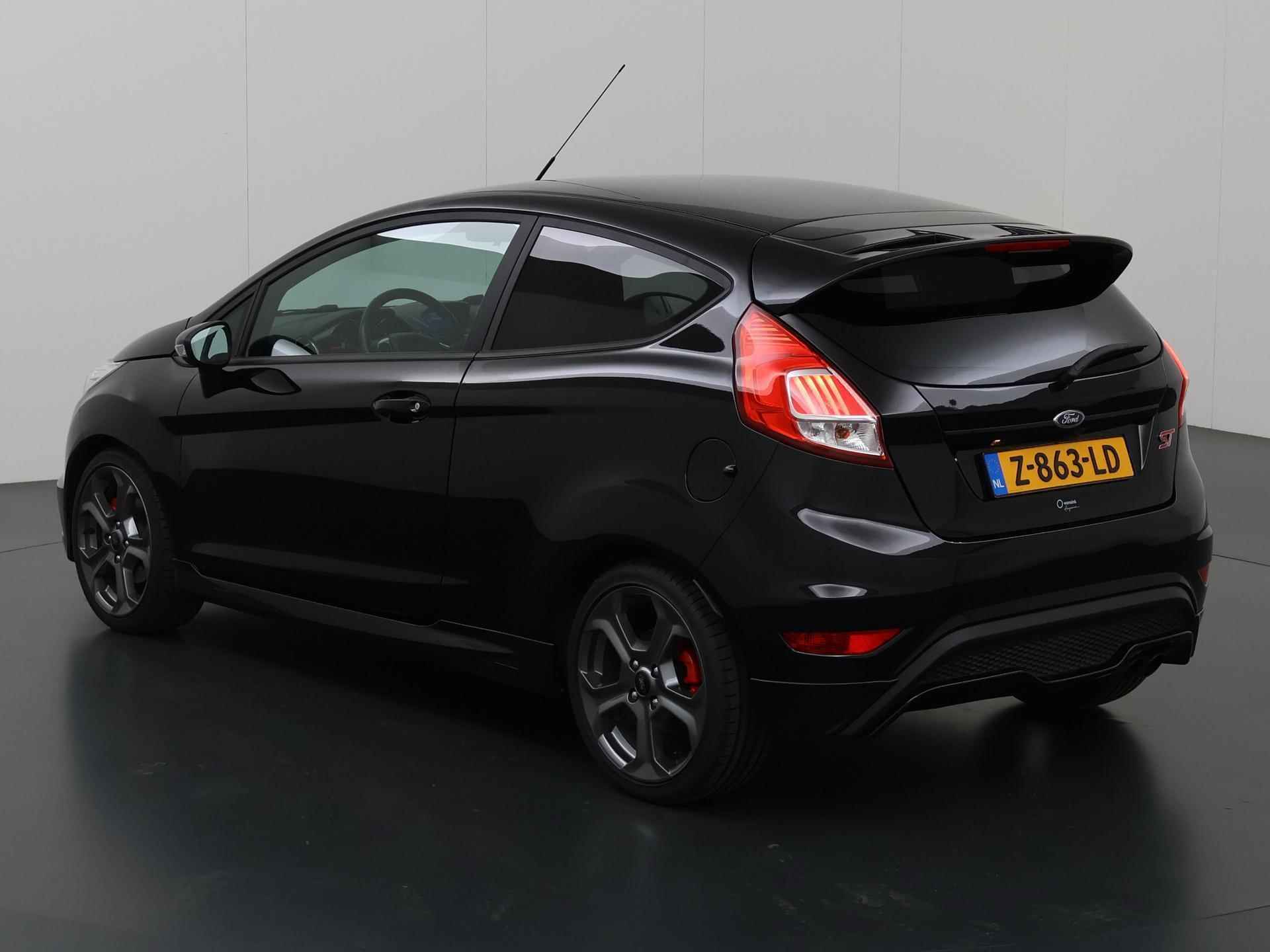 Ford Fiesta 1.6 ST 182pk | Performance Pack | Parkeercamera | Climate Control | Navigatiesysteem | - 23/42