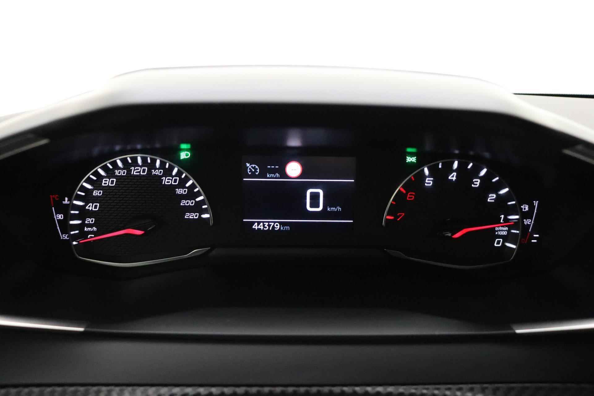 Peugeot 208 1.2 PureTech Active | Navigatie | Airco & Cruise Control | Camera | Telefoon Voorbereiding | - 28/31
