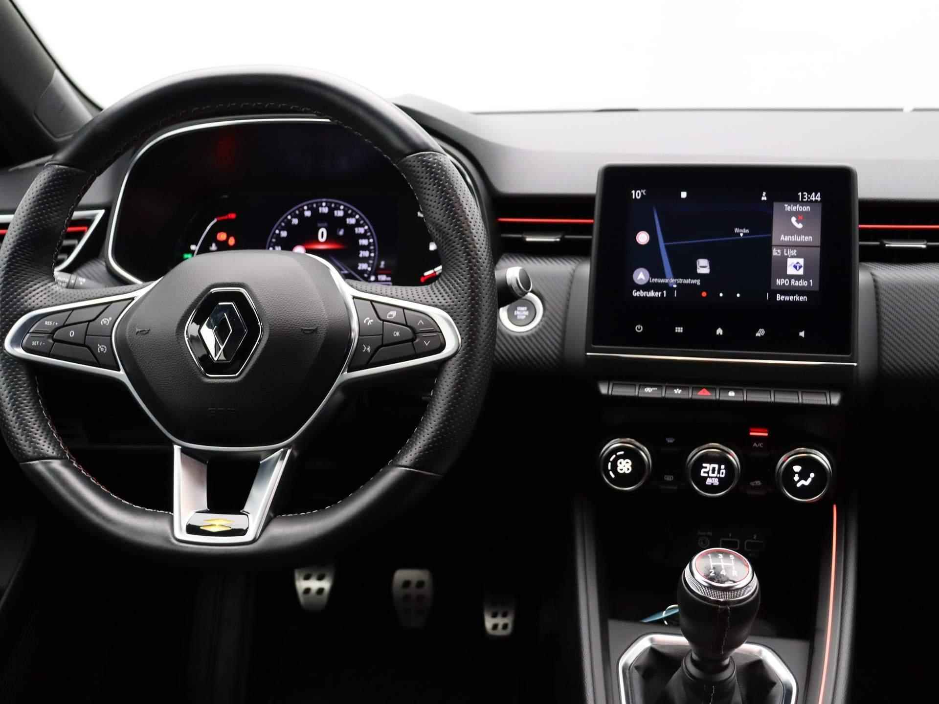 Renault Clio TCe 90pk R.S. Line | Apple carplay | Sportstoelen | Achteruitrijcamera | - 4/49