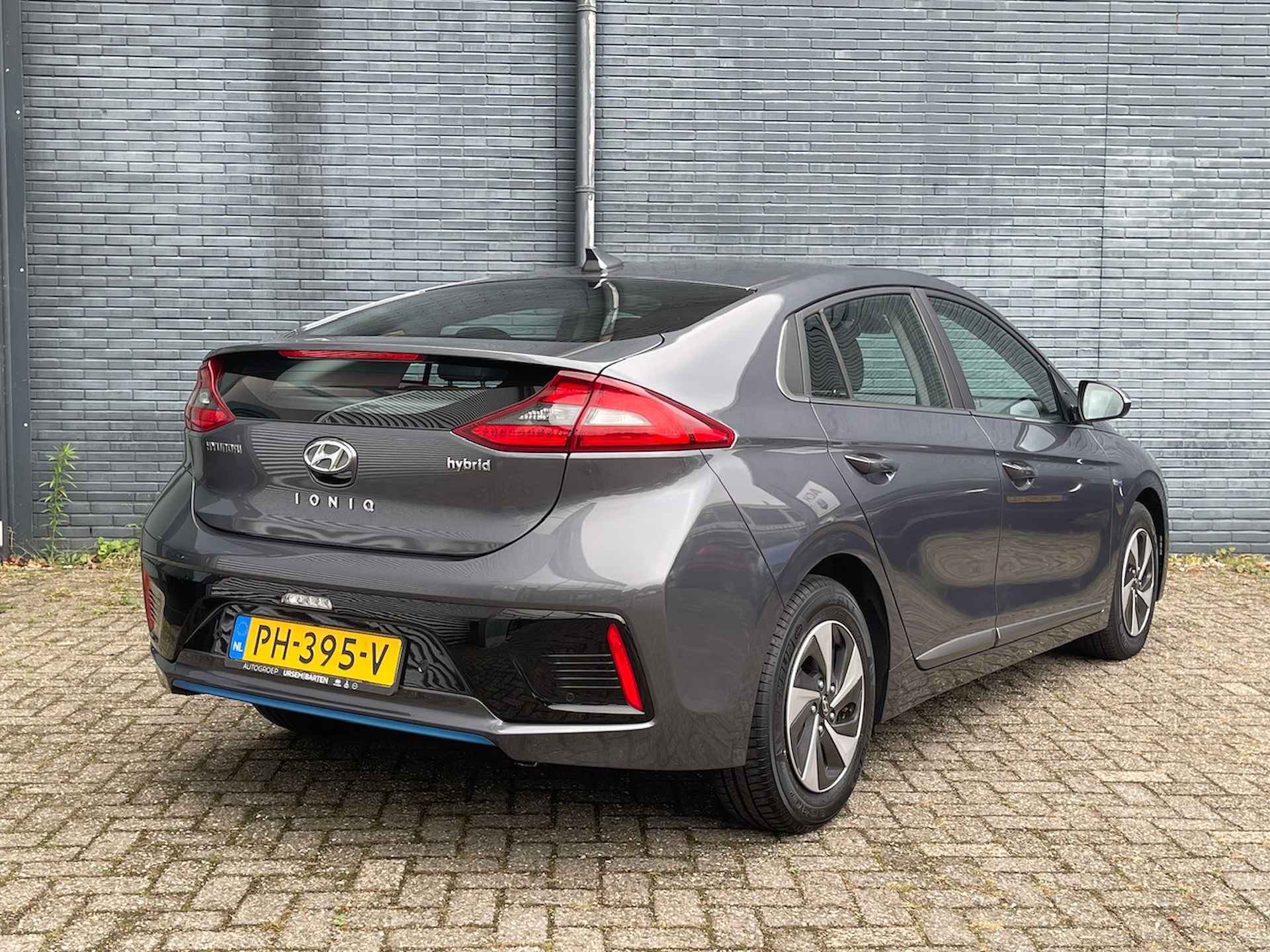 HYUNDAI Ioniq 1.6 GDI Blue HYBRID HEV 141 pk Automaat Comfort | Adaptieve Cruisecontrol | Navigatie | Climatecontrol | LED Verlichting | - 2/29