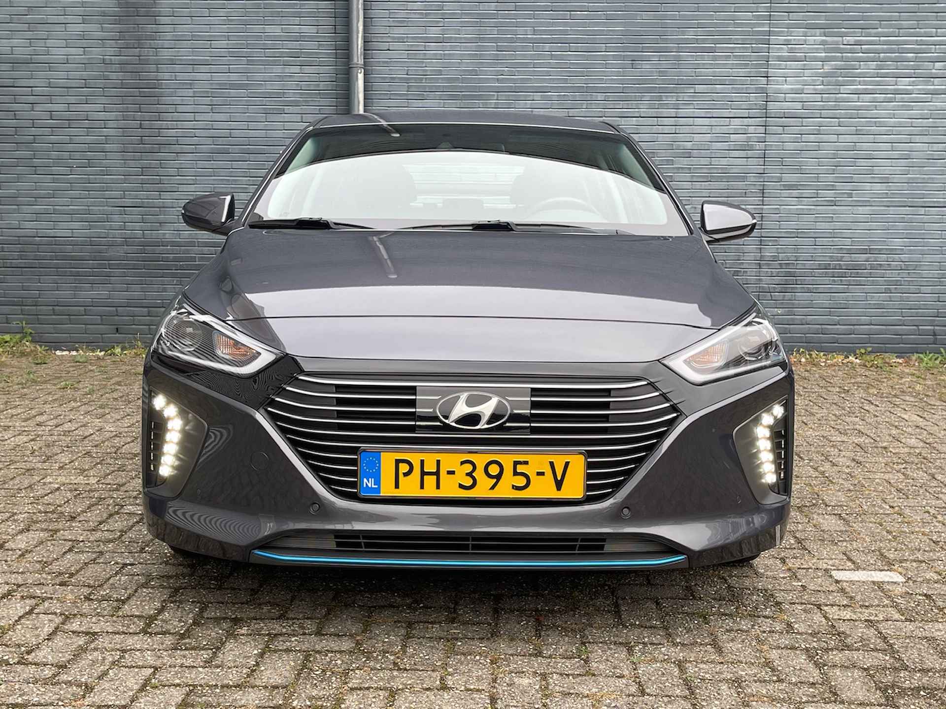 HYUNDAI Ioniq 1.6 GDI Blue HYBRID HEV 141 pk Automaat Comfort | Adaptieve Cruisecontrol | Navigatie | Climatecontrol | LED Verlichting | - 11/29