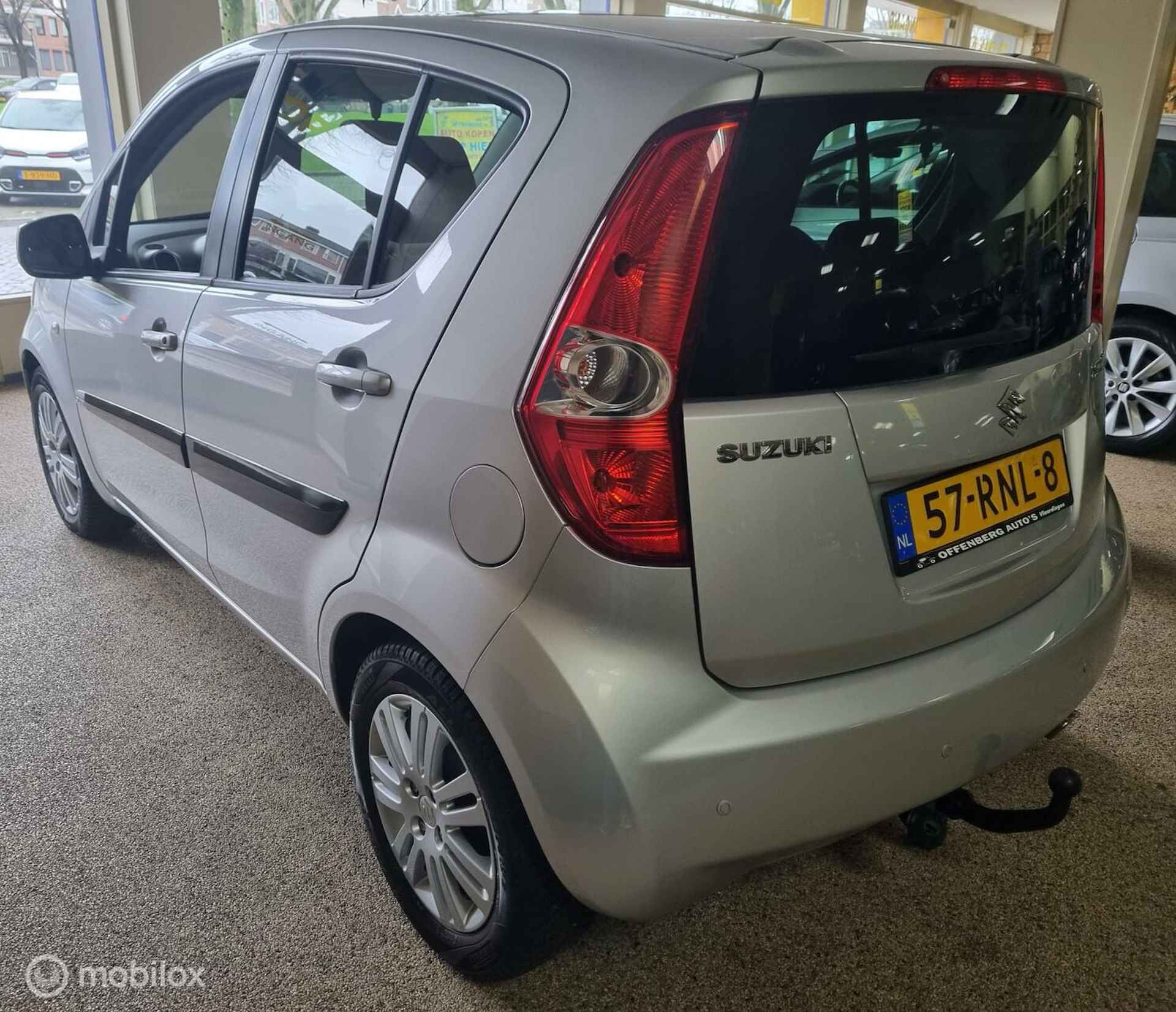 Suzuki Splash 1.2 Exclusive Airco Navigatie - 5/18