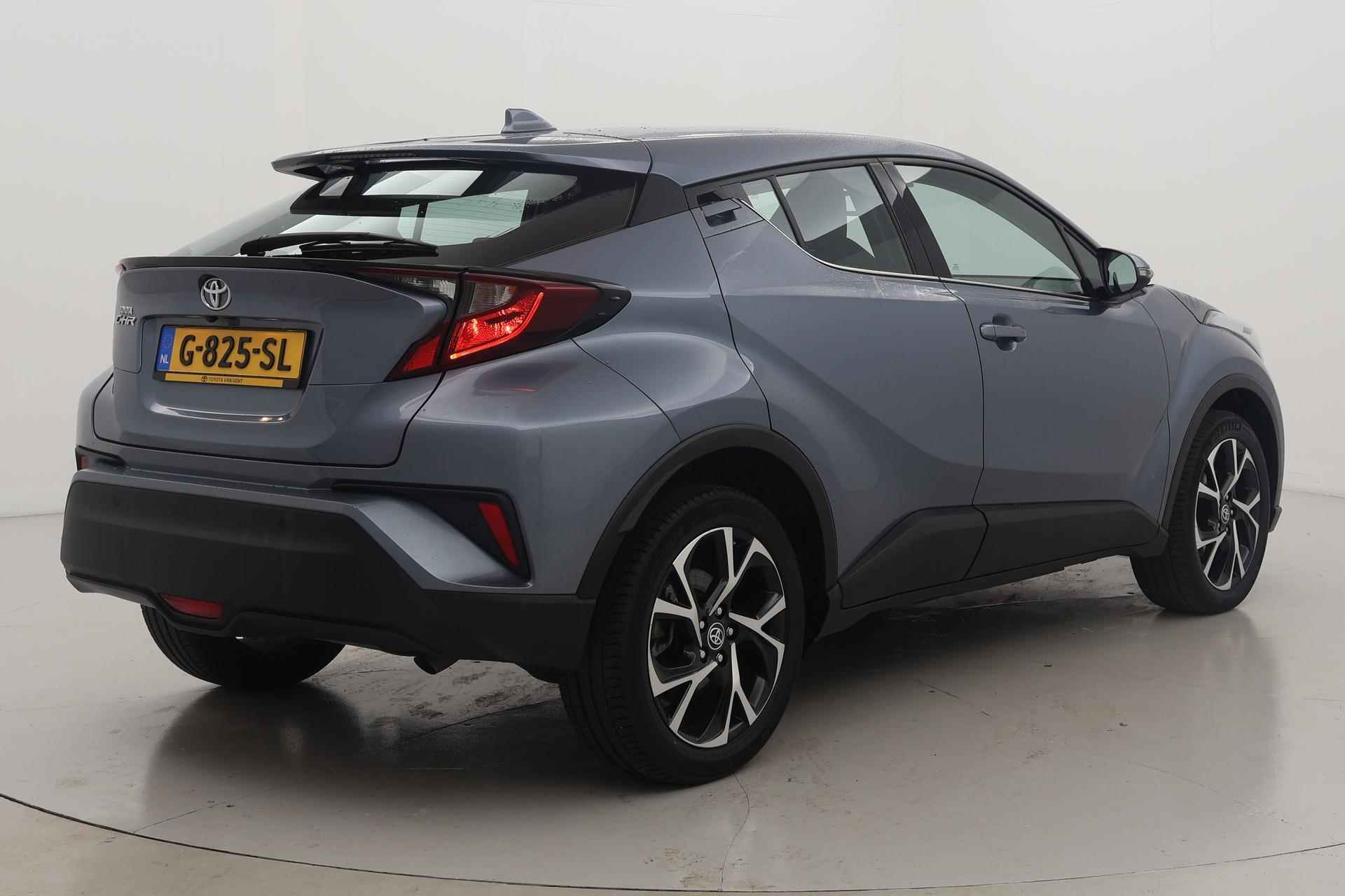 Toyota C-HR 1.2 Turbo Dynamic Navigatie - 32/33