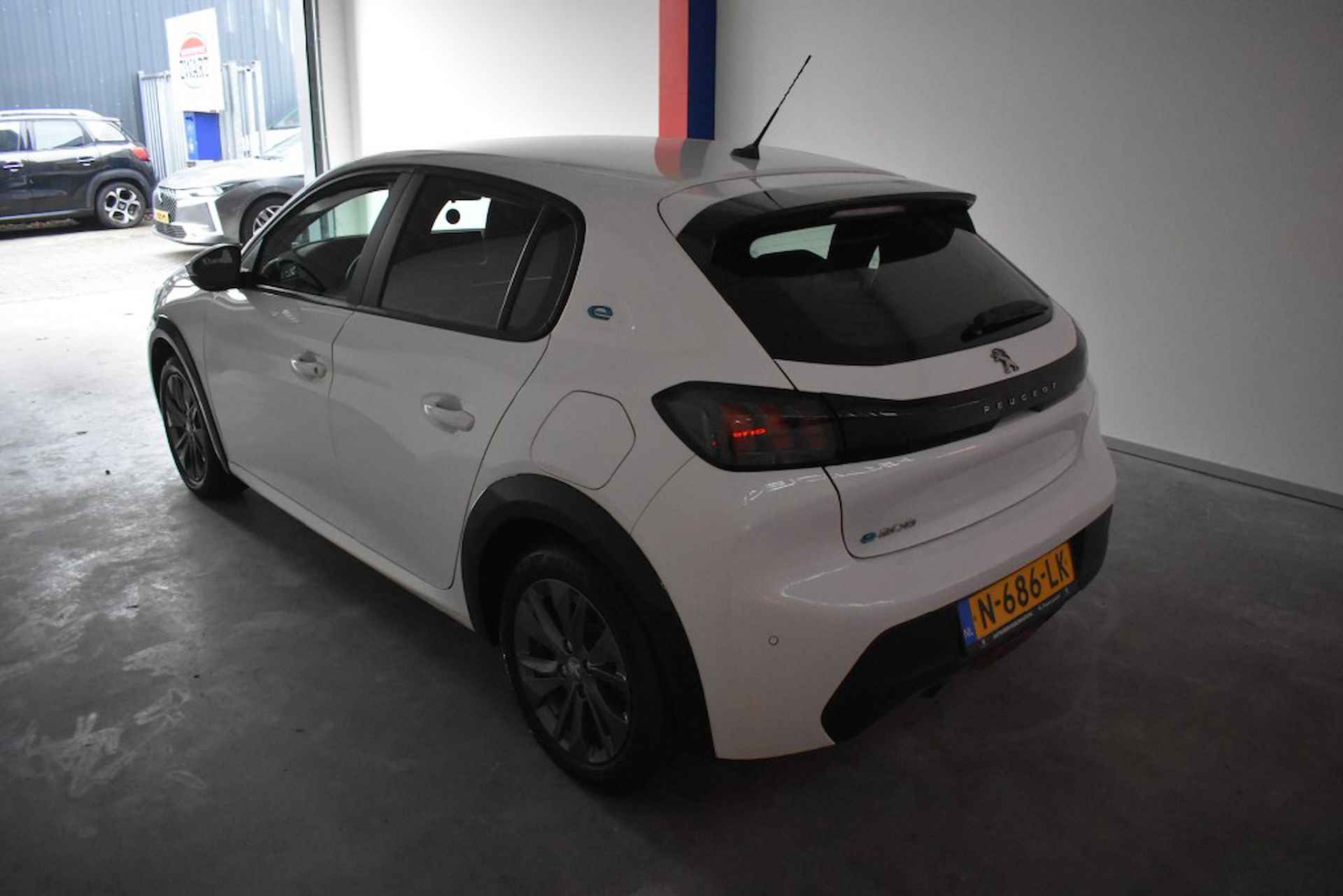 PEUGEOT 208 EV Active  Tijdelijk subsidie mogelijk. - 4/13