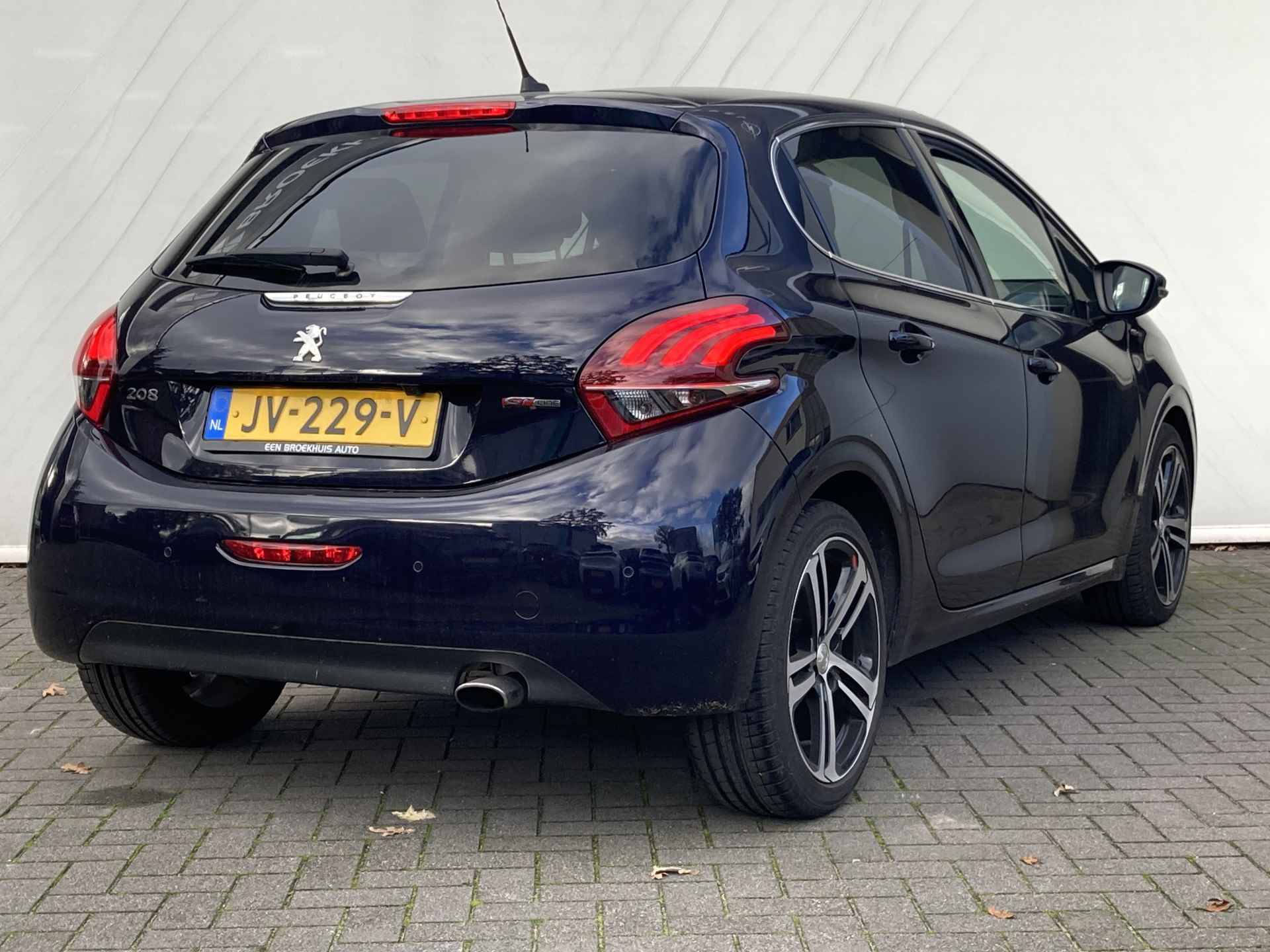 Peugeot 208 1.2 PURETECH GT-line 81KW AUT-6 | Airco | Cruise | Camera | Navi | Uniek !! - 2/5