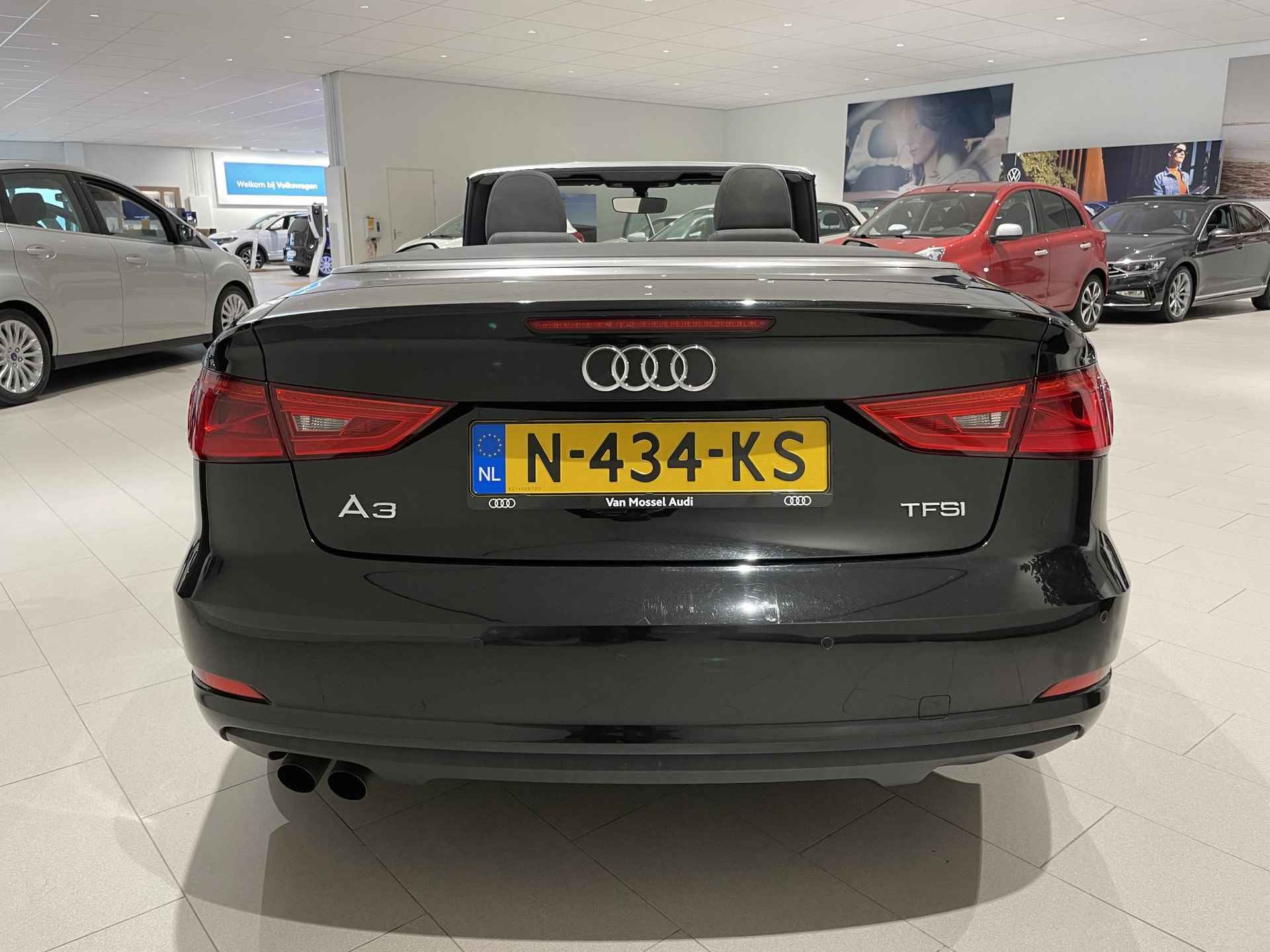 Audi A3 Cabriolet 1.4 TFSI Ambition Sport Edition 125 PK | Stoelverwarming | Cruise Control | Navigatie | Parkeersensoren | Climate Control | Bluetooth | Airco | Telefoonvoorbereiding | - 4/30