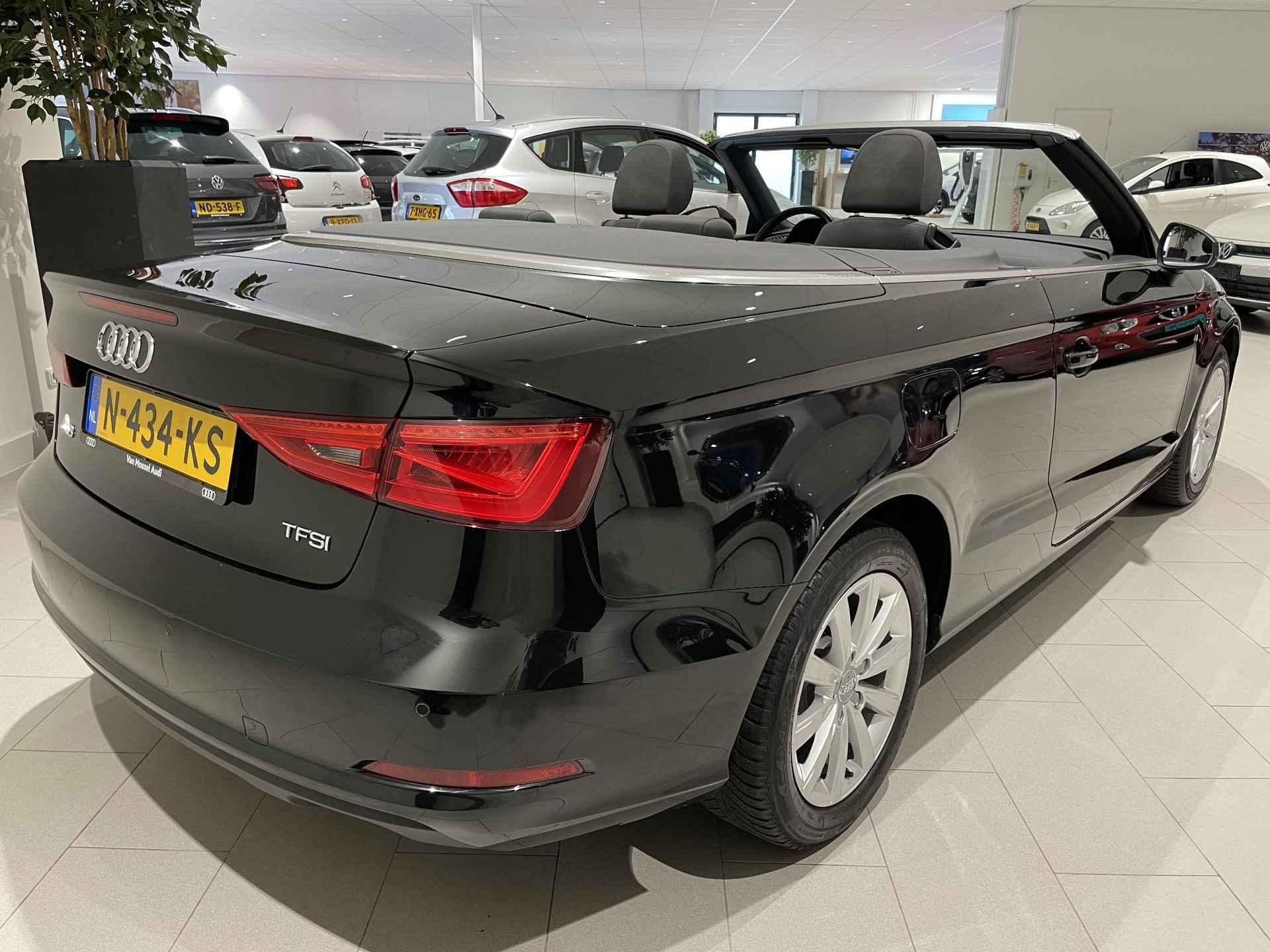 Audi A3 Cabriolet 1.4 TFSI Ambition Sport Edition 125 PK | Stoelverwarming | Cruise Control | Navigatie | Parkeersensoren | Climate Control | Bluetooth | Airco | Telefoonvoorbereiding | - 5/30