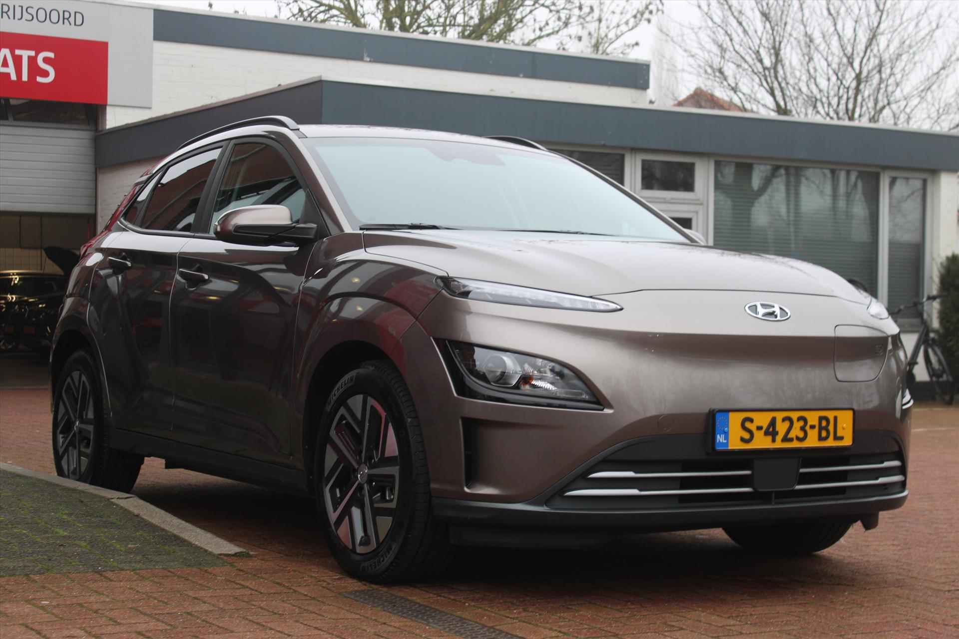 HYUNDAI Kona 39 kWh Aut. *Fashion* | 3-Fase | Carplay | Cruise & Climate Control | Camera | Led verlichting | - 7/23