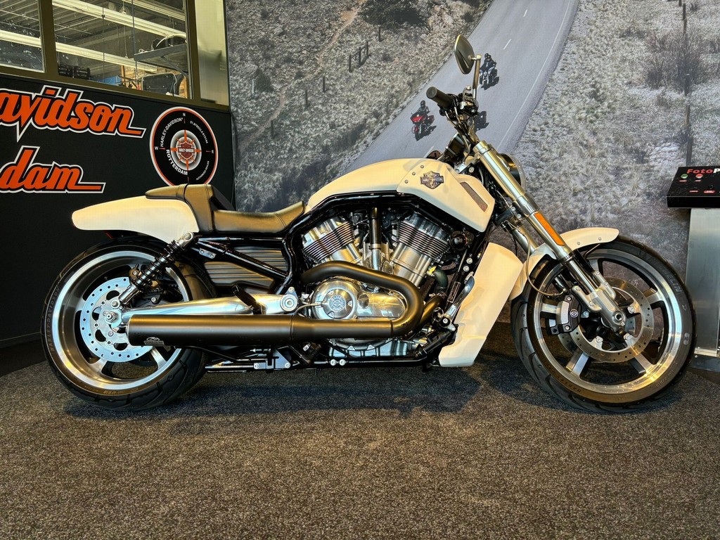 Harley-Davidson VRSCF V-Rod Muscle