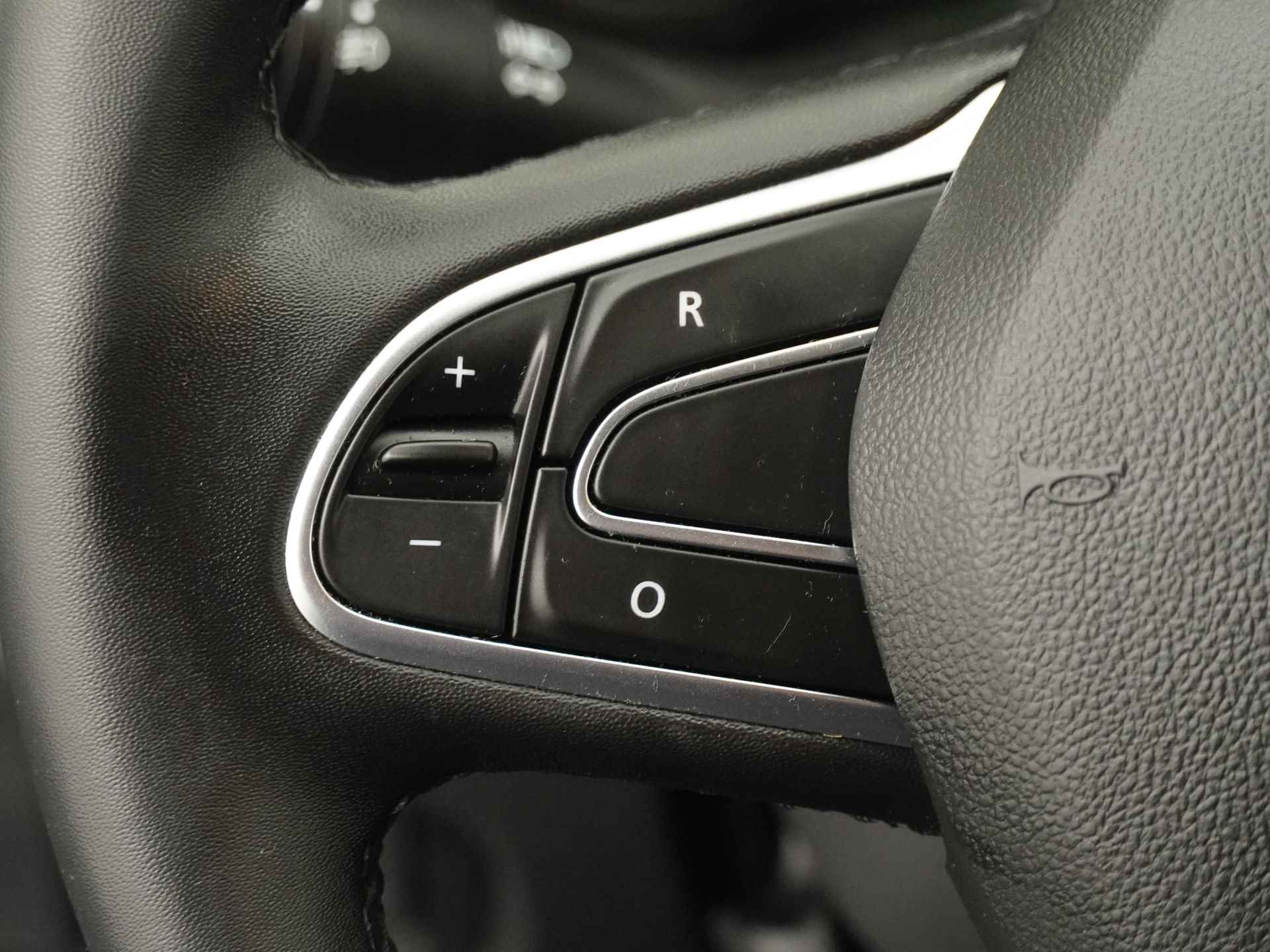 Renault Kadjar 1.3 TCe Zen - Navigatie - Climate Control - Camera - Cruise Control - 12 maanden BOVAG garantie - 24/48