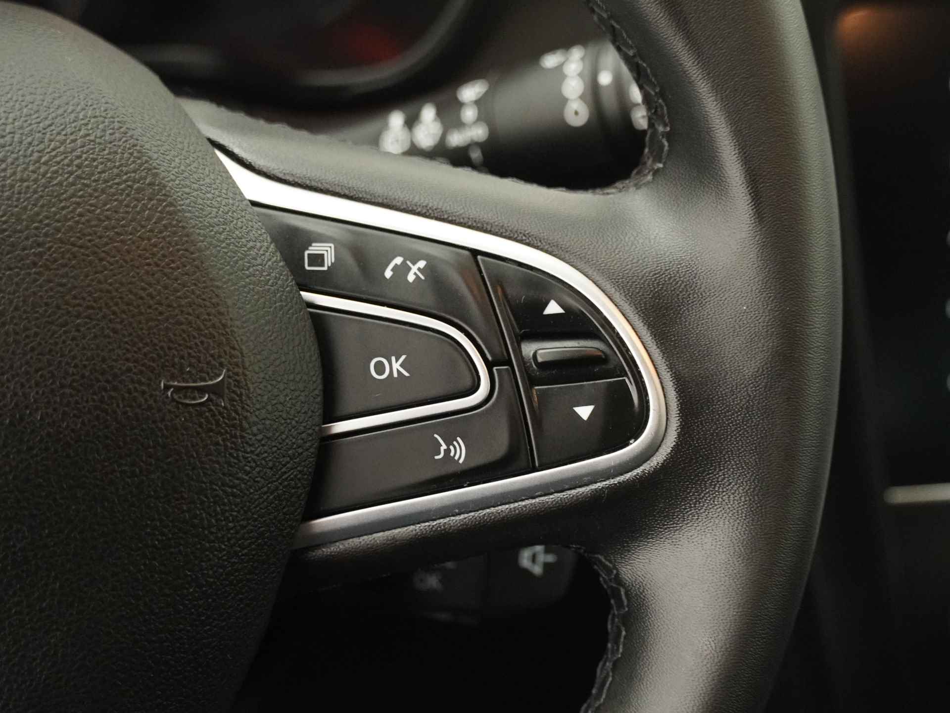 Renault Kadjar 1.3 TCe Zen - Navigatie - Climate Control - Camera - Cruise Control - 12 maanden BOVAG garantie - 25/48