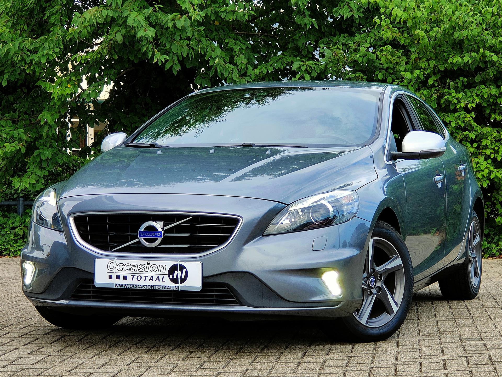 Volvo V40 2.0 D2 R-Design Business