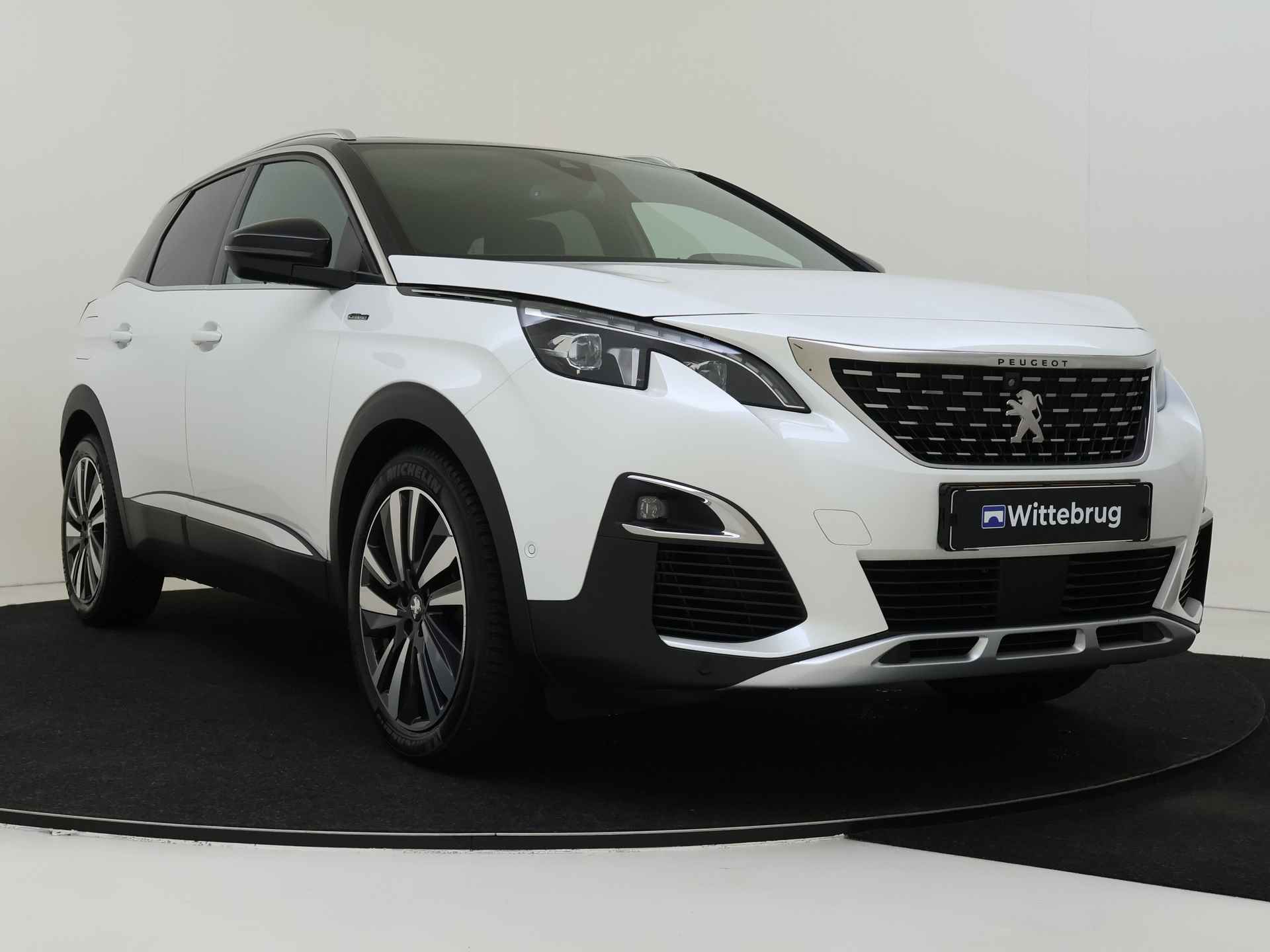 Peugeot 3008 1.2 PureTech GT Line Avantage 130 pk Automaat | Leder | Panoramadak | Navigatie | Climate Control - 4/37