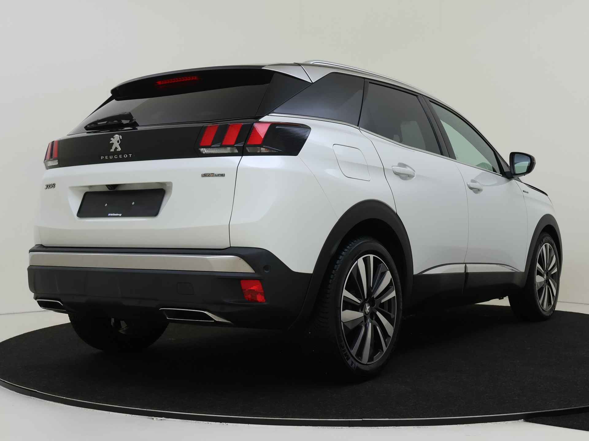 Peugeot 3008 1.2 PureTech GT Line Avantage 130 pk Automaat | Leder | Panoramadak | Navigatie | Climate Control - 11/37