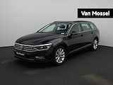 Volkswagen Passat Variant 1.5 TSI Elegance | Navigatie | Camera | LED Verlichting | Carplay | Climate Control |