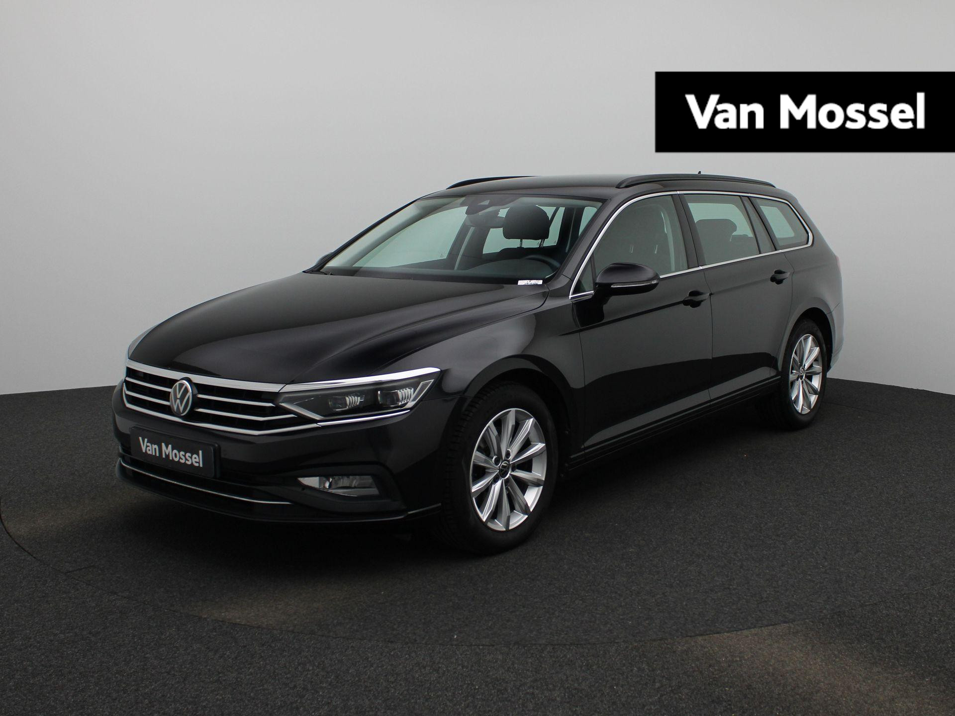 Volkswagen Passat Variant 1.5 TSI Elegance | Navigatie | Camera | LED Verlichting | Carplay | Climate Control |