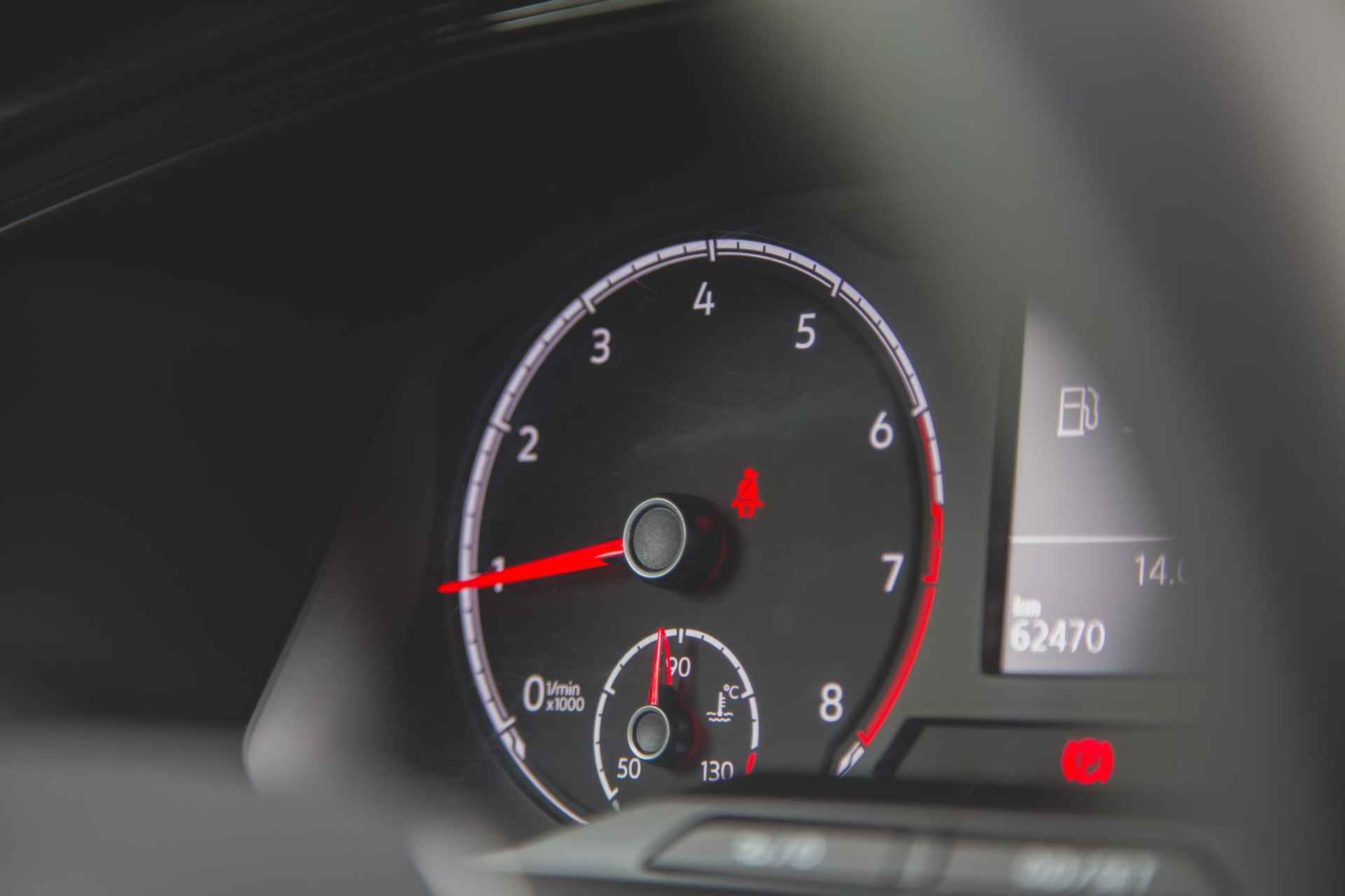 Volkswagen T-Cross 1.0 TSI Life Carplay | Stoelverwarming | PDC | 1e eign - 24/44