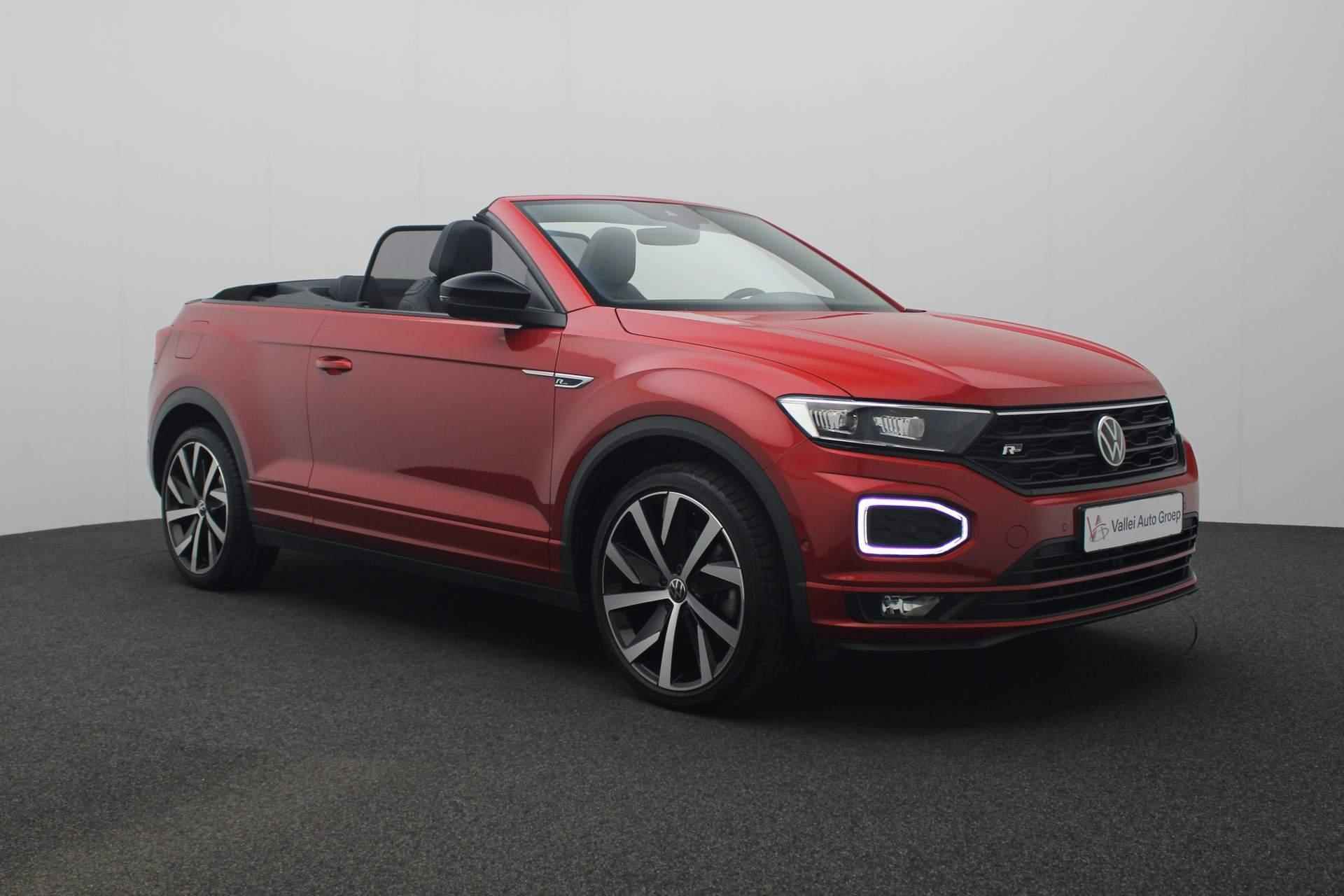 Volkswagen T-Roc Cabrio 1.5 TSI 150PK DSG R-Line Black Style | Leer | Trekhaak | Navi | 19 inch | BEATS | Camera | Keyless - 39/46