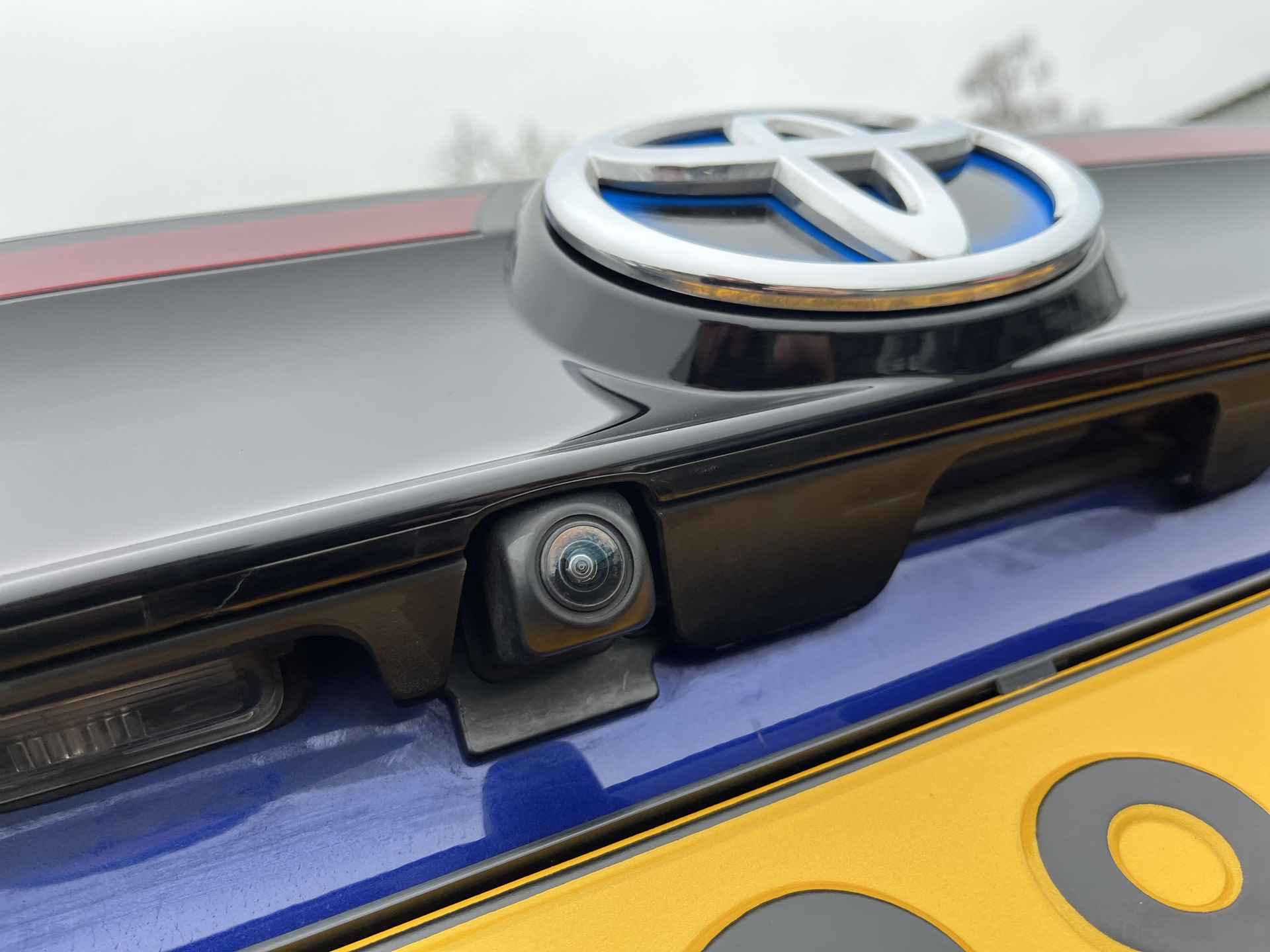 Toyota Yaris Cross 1.5 Hybrid Dynamic | Navigatie | Apple CarPlay/Android auto | Achteruitrijcamera - 11/31