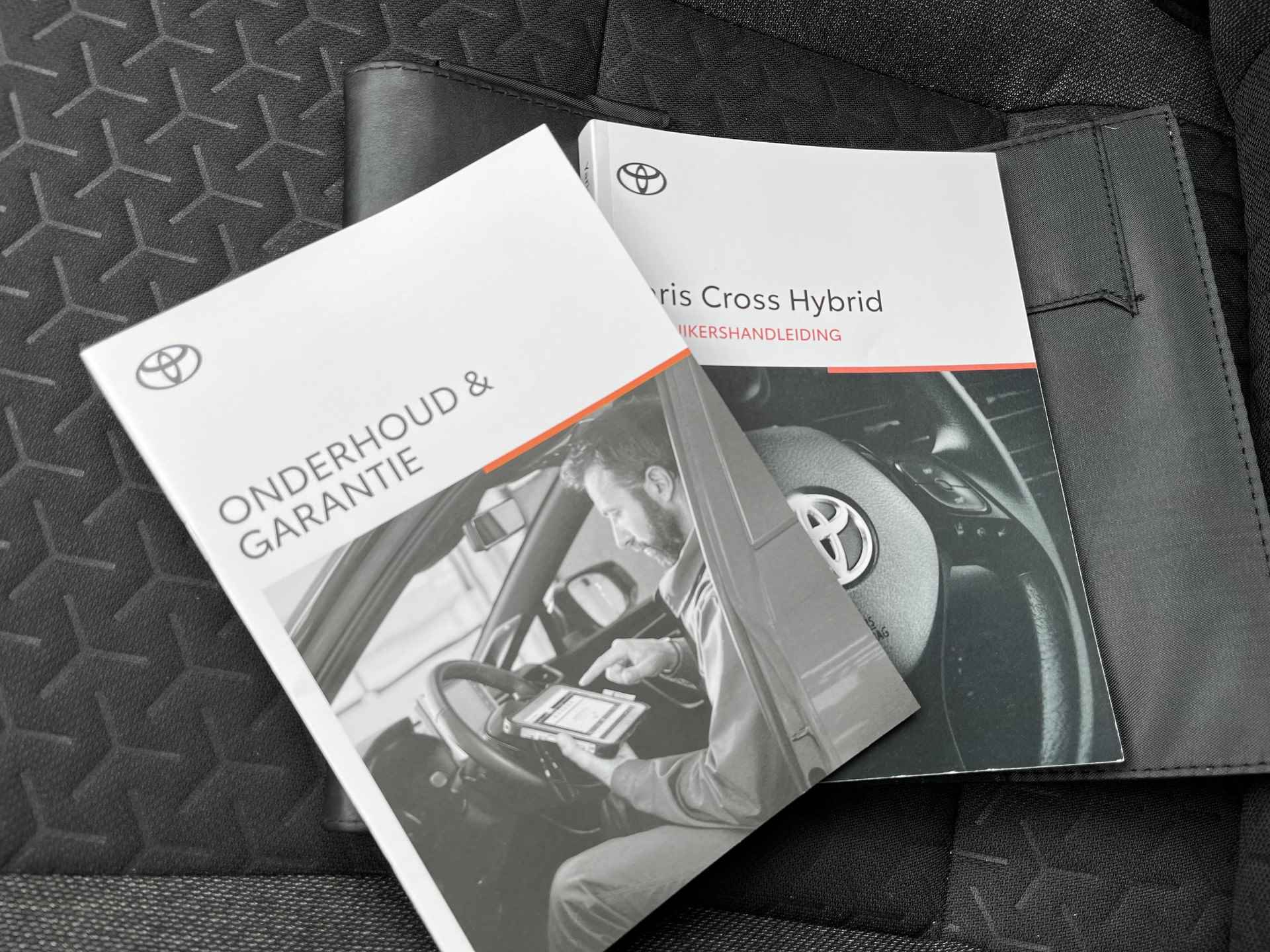 Toyota Yaris Cross 1.5 Hybrid Dynamic | Navigatie | Apple CarPlay/Android auto | Achteruitrijcamera - 29/31