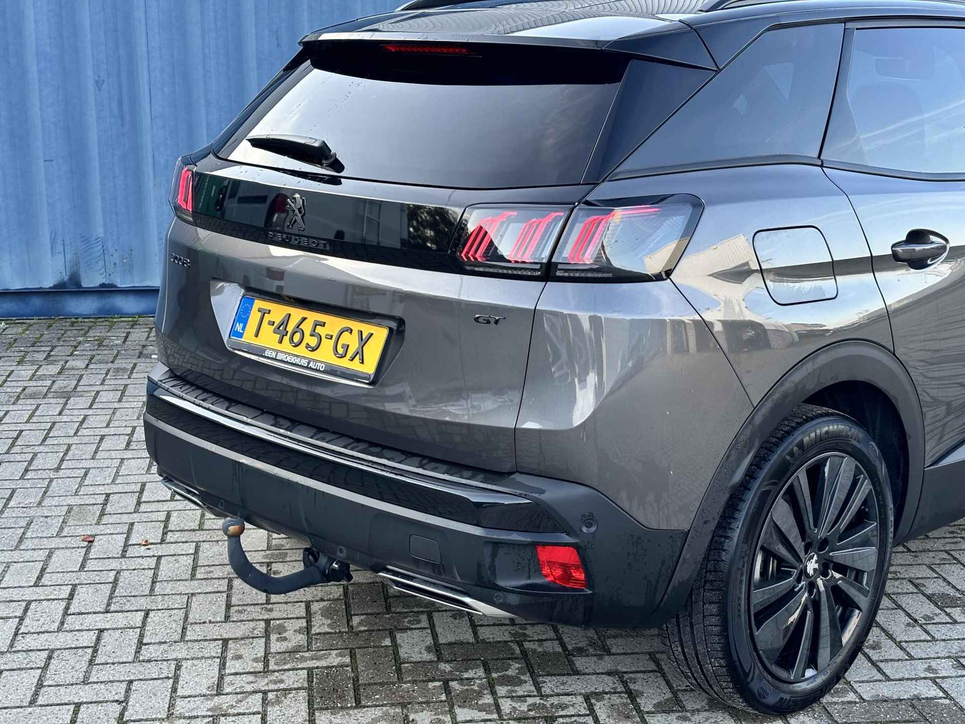 Peugeot 3008 1.2 PureTech GT Apple Carplay | Panorama dak | Electrische achterklep | Trekhaak afneembaar - 12/17