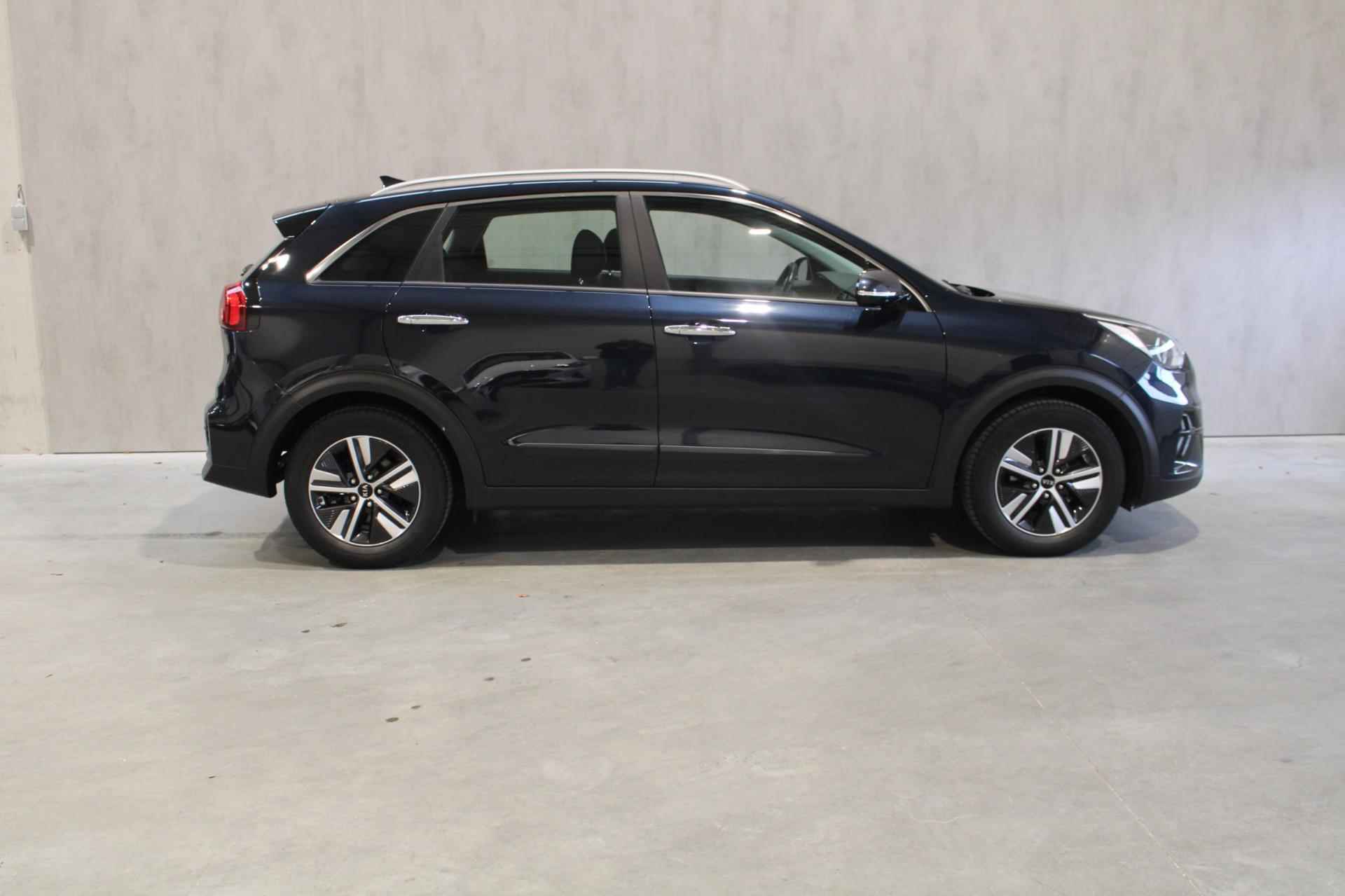 Kia Niro 1.6 GDi Hybrid DynamicLine Camera / Rijklaar 12 maanden bovag - 16/17