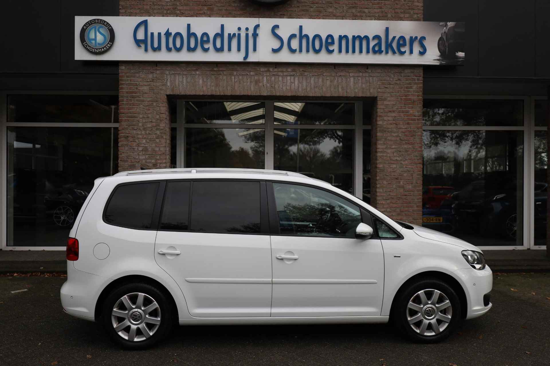 Volkswagen Touran 1.2 TSI Highline BlueMotion NAVI CRUISE TREKHAAK CLIMA STOELVERWARMING 2xPDC LMV - 3/39