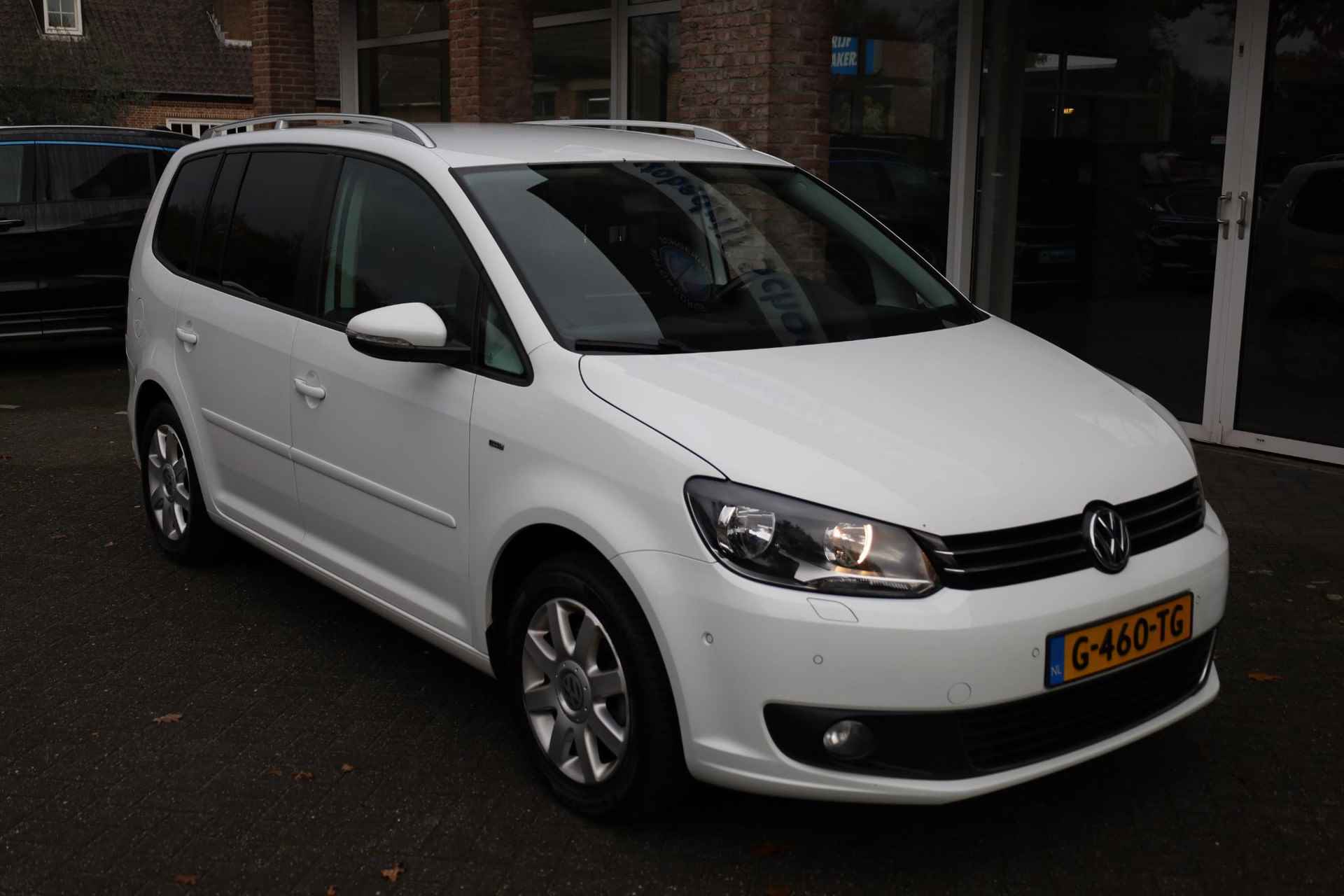 Volkswagen Touran 1.2 TSI Highline BlueMotion NAVI CRUISE TREKHAAK CLIMA STOELVERWARMING 2xPDC LMV - 5/39