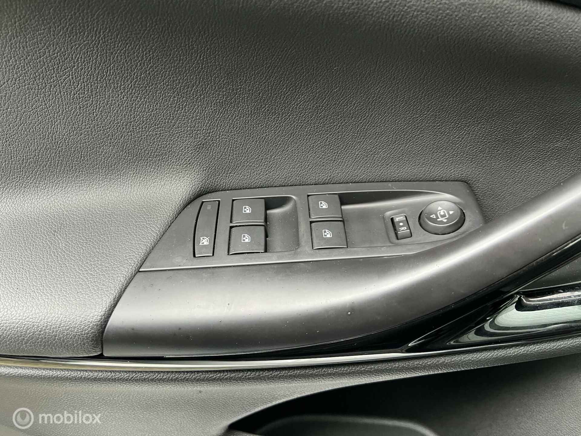 Opel Astra 110pk 6-bak Elegance LUXE - 19/41