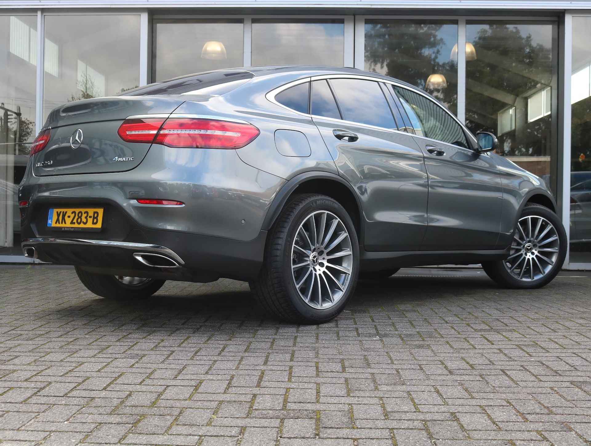 Mercedes-Benz GLC Coupé 250 4MATIC AMG Line | Distronic | Panorama | Camera | - 2/25