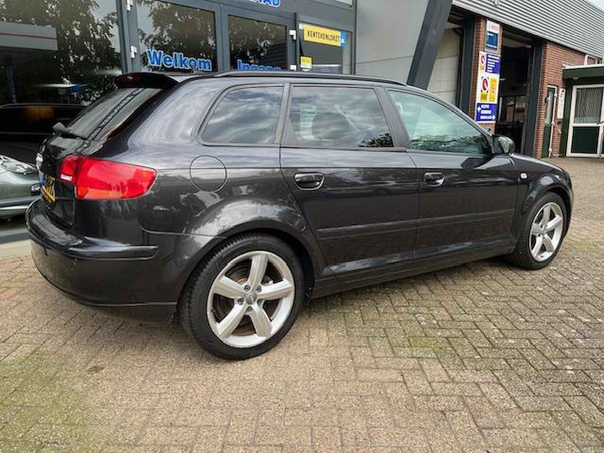 Audi A3 Sportback 1.8 TFSI Attraction - 12/17