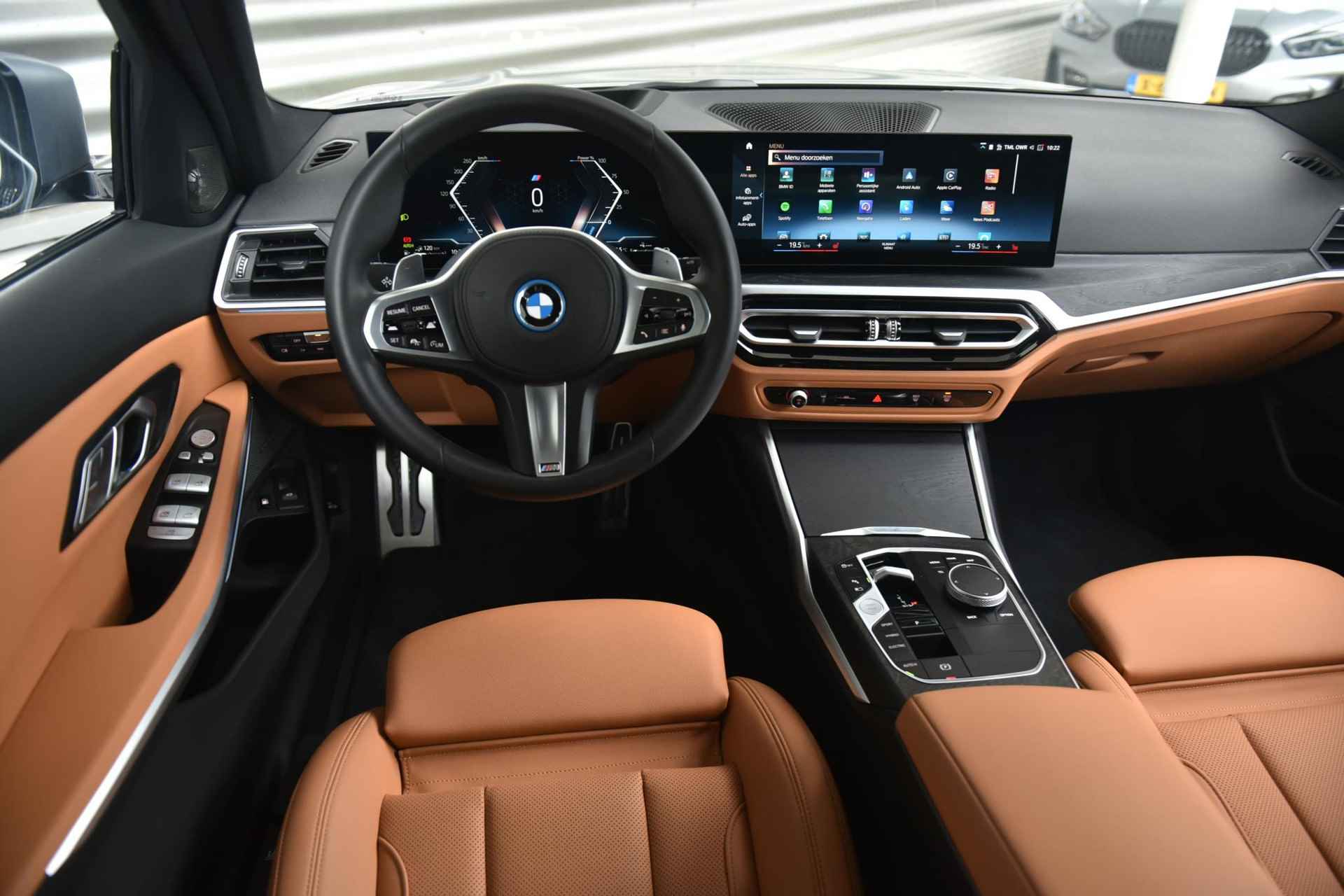 BMW 3 Serie Touring 330e High Executive / M sport /Active Cruise Control - 25/29