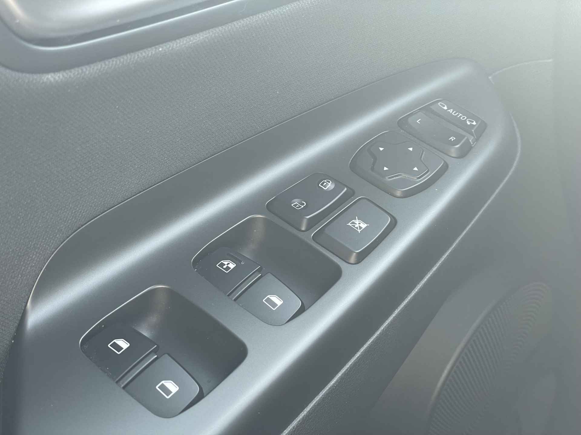 Hyundai KONA 1.6 GDI HEV Fashion | Navigatie | Zuinige hybride | Climate Control | Rijklaarprijs! - 22/36