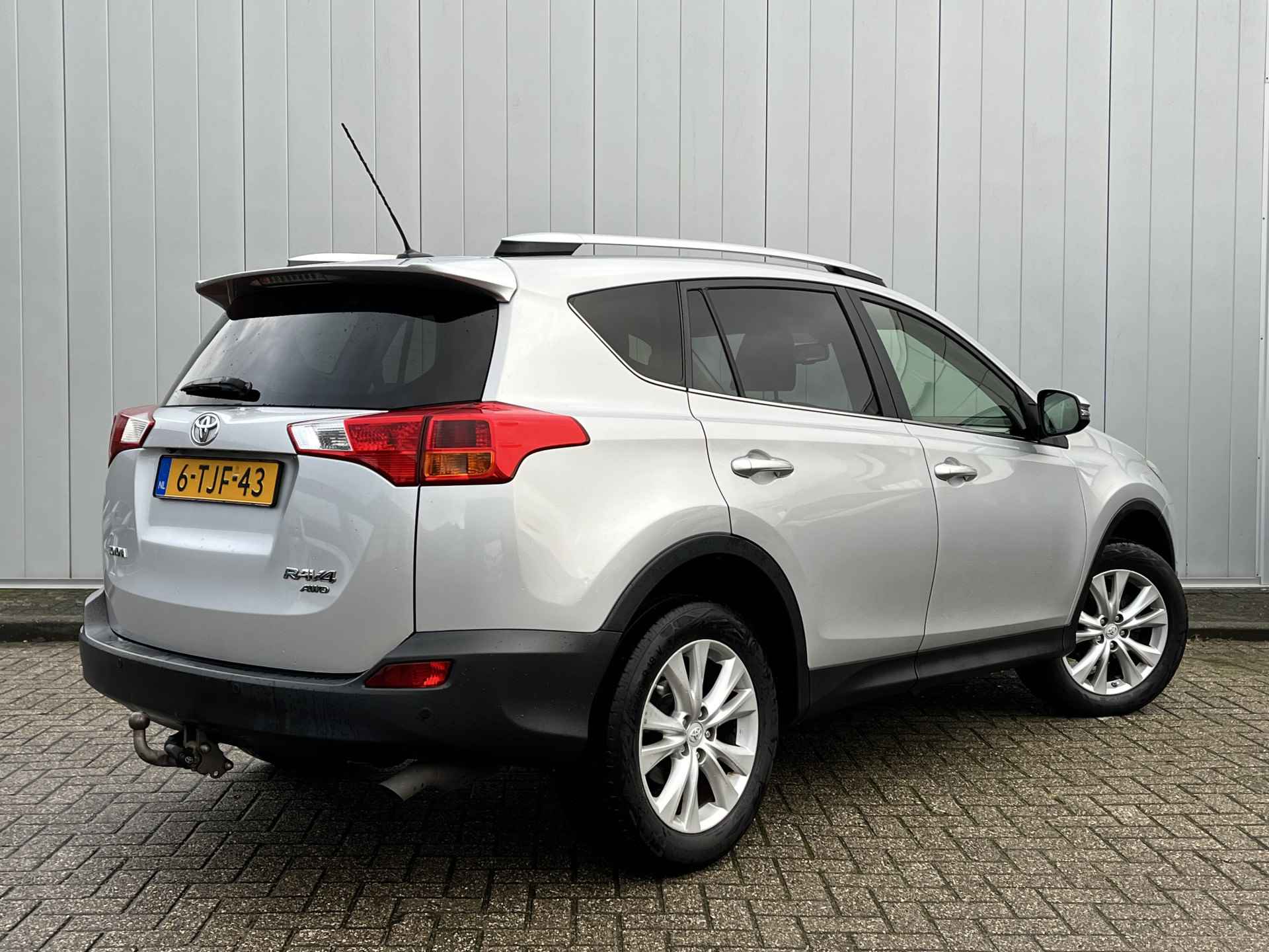 Toyota RAV4 2.2D Executive Business 4WD Leder Stoelverwarming BTW AUTO - 5/25