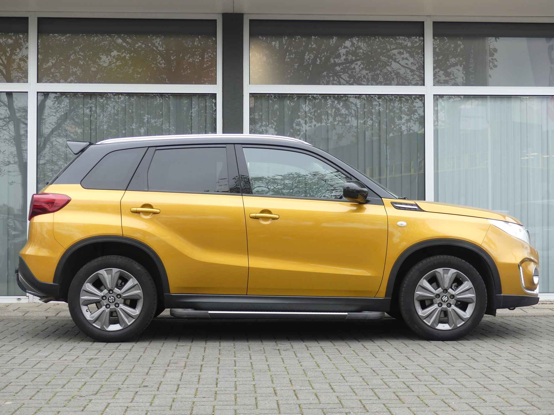 Suzuki Vitara 1.0 Boosterjet Select Automaat Camera, Trekhaak, Navigatie, Spoiler, Sidesteps - 3/32