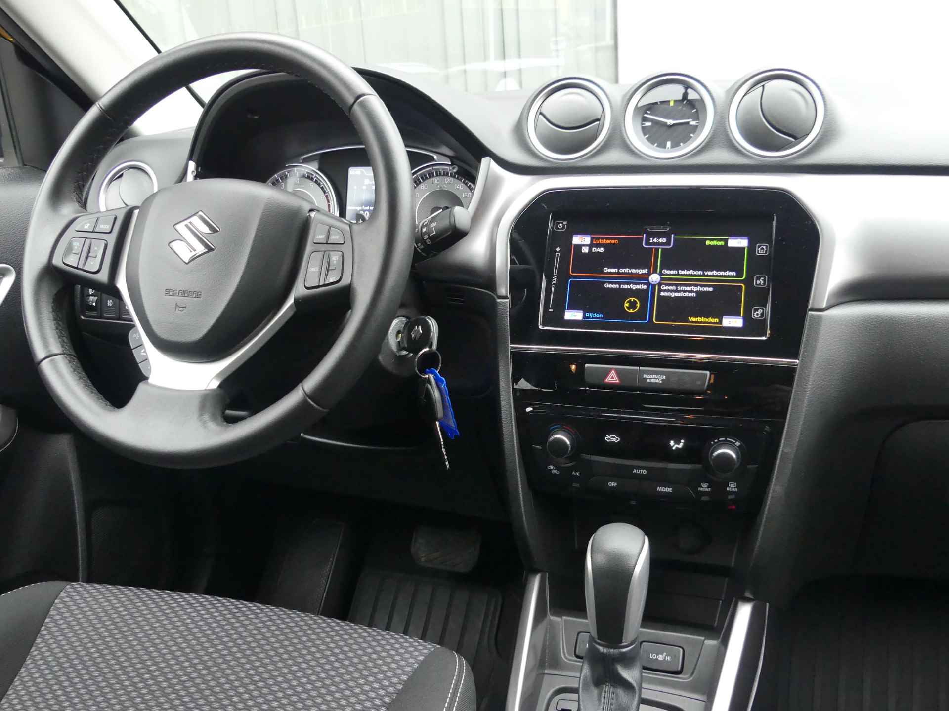 Suzuki Vitara 1.0 Boosterjet Select Automaat Camera, Trekhaak, Navigatie, Spoiler, Sidesteps - 25/32