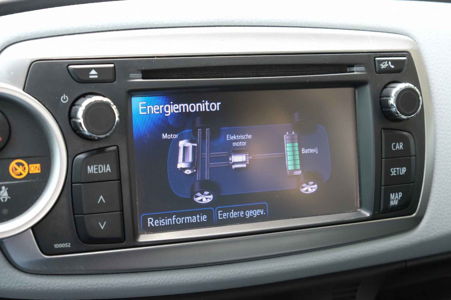 Toyota Yaris 1.5 Full Hybrid 100PK Aspiration Automaat | Climate Control | Cr - 27/40