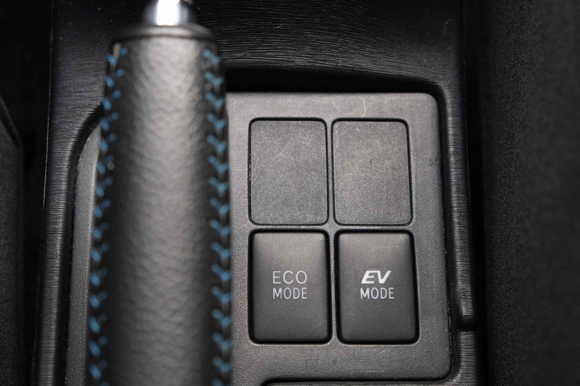 Toyota Yaris 1.5 Full Hybrid 100PK Aspiration Automaat | Climate Control | Cr - 29/40