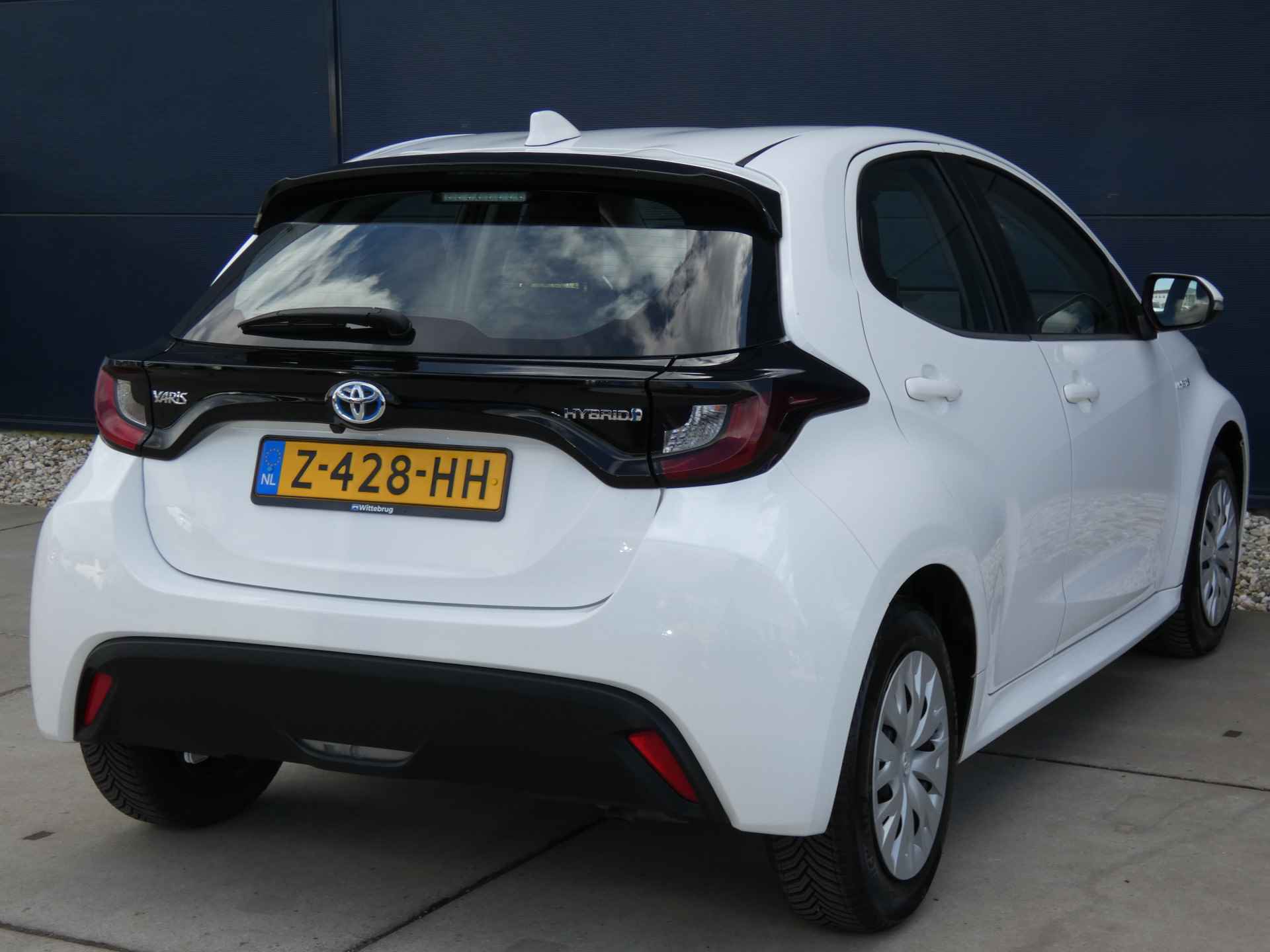 Toyota Yaris 1.5 Hybrid Active Automaat | Navigatie | Apple Carplay & Android Auto | Climate Control - 10/42