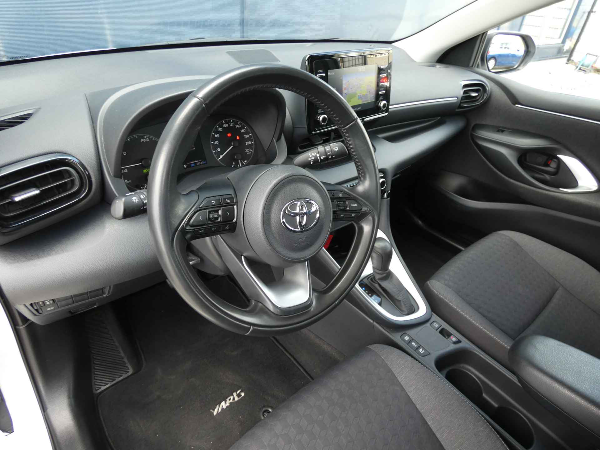 Toyota Yaris 1.5 Hybrid Active Automaat! Navigatie - 18/42