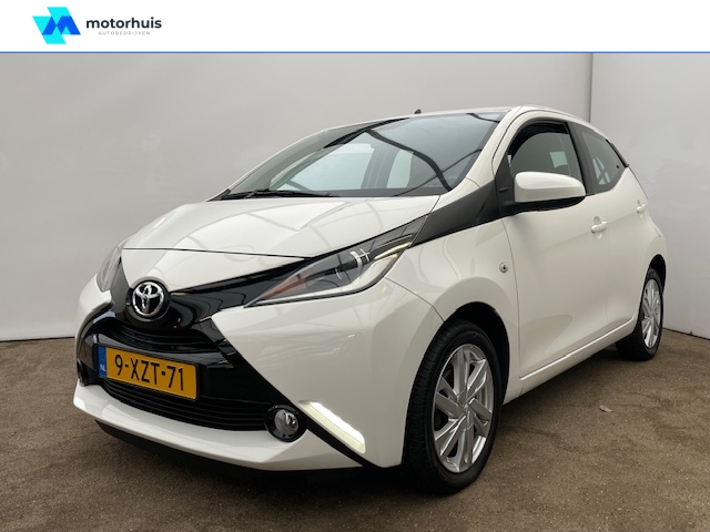 Toyota Aygo 1.0 VVT-i 69pk 5D x-play