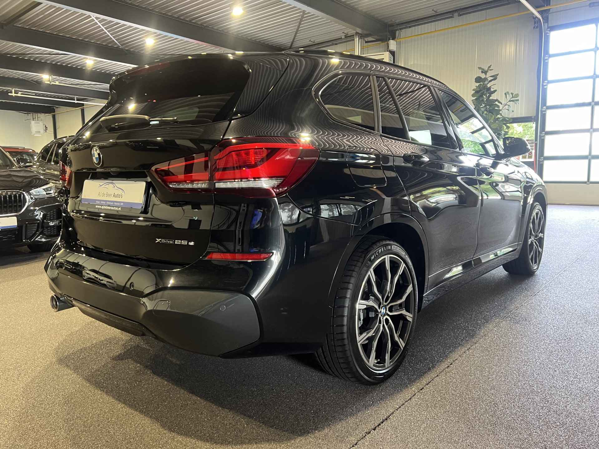 BMW X1 xDrive25e Executive M-Sport | Shadow line | Camera | Cruise - 13/46