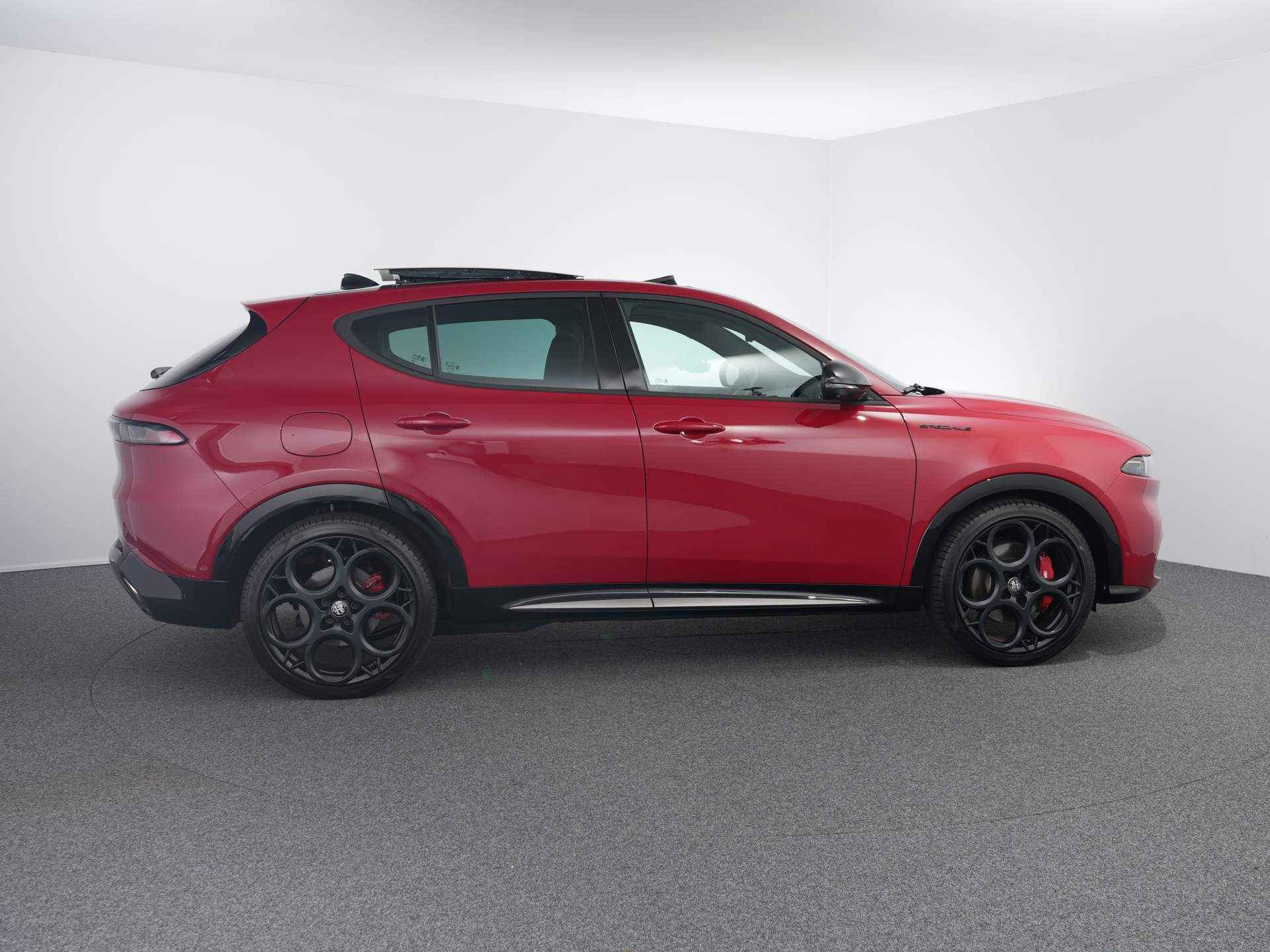 Alfa Romeo Tonale 1.3T PHEV Edizione Speciale | Automaat | Elek. schuif-/ kanteldak | klima | Harman/ Kardon | Adaptieve cruise | Navi | Leder | E - 15/38